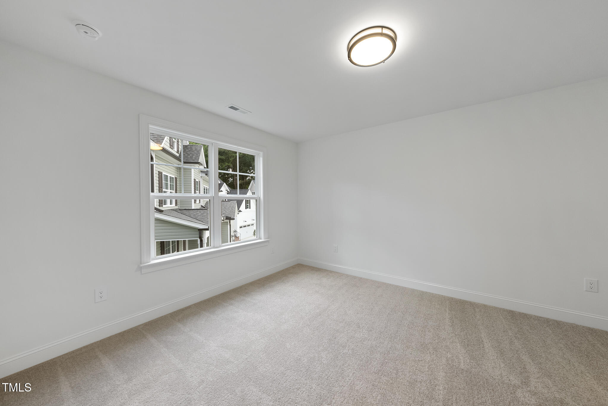 2621 Silver Gate Court