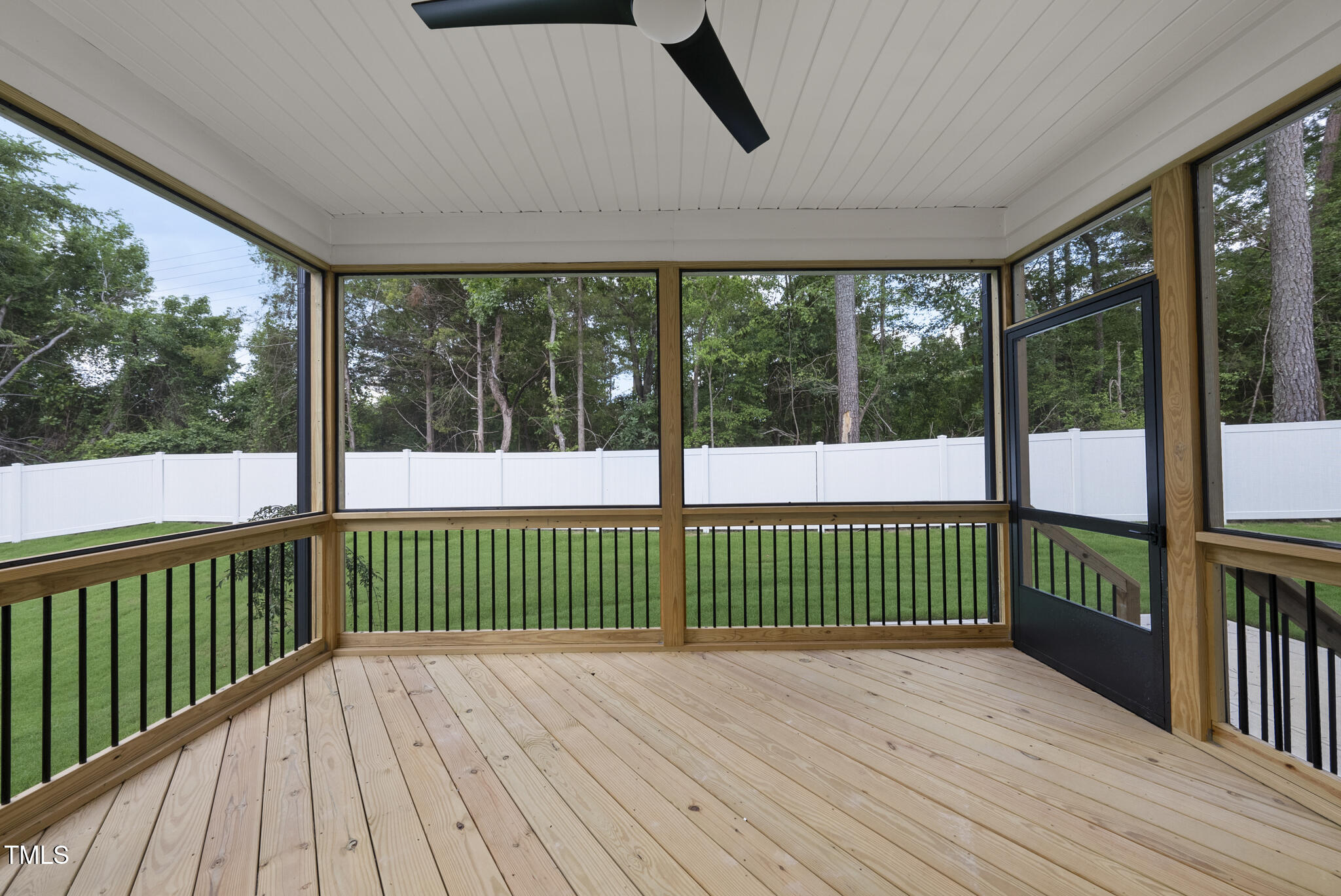 2621 Silver Gate Court