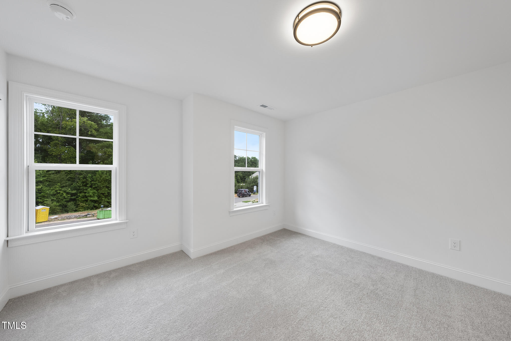 2621 Silver Gate Court