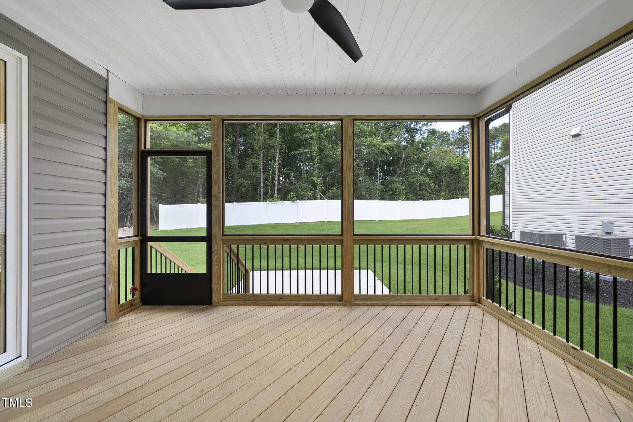 2613 Silver Gate Court