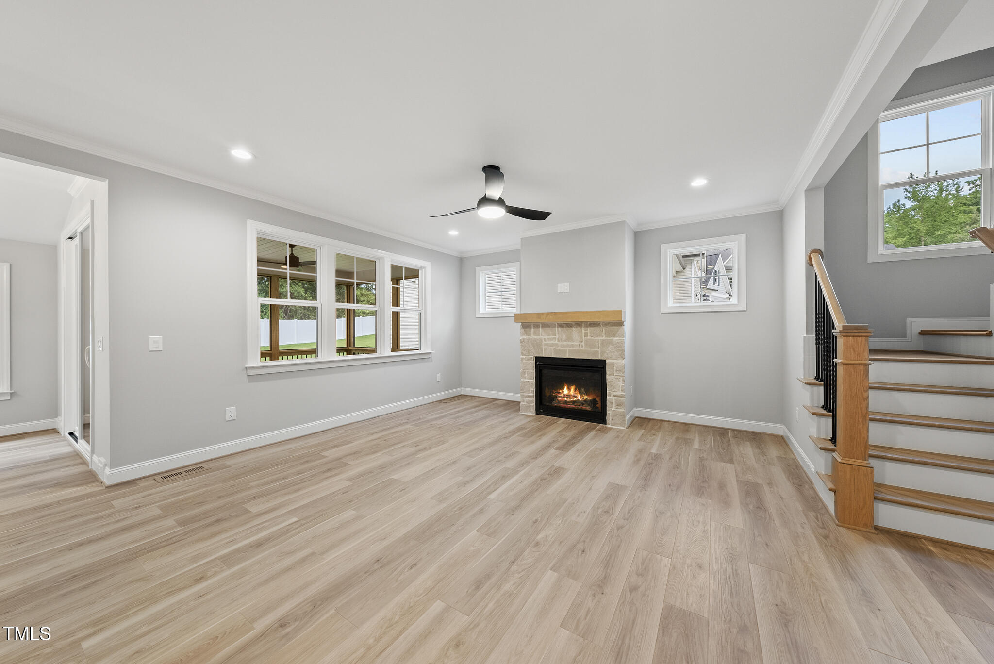 2613 Silver Gate Court