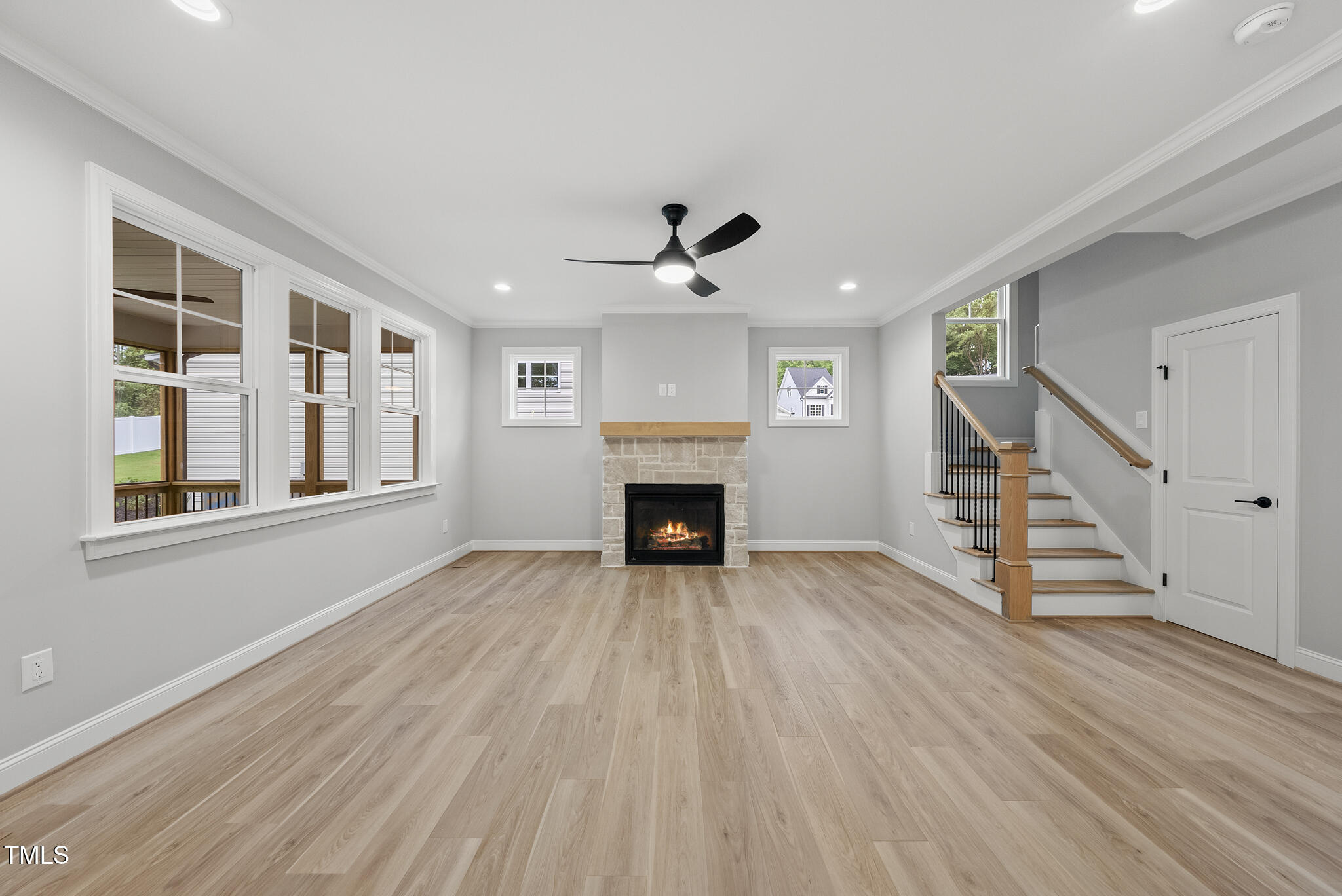 2613 Silver Gate Court