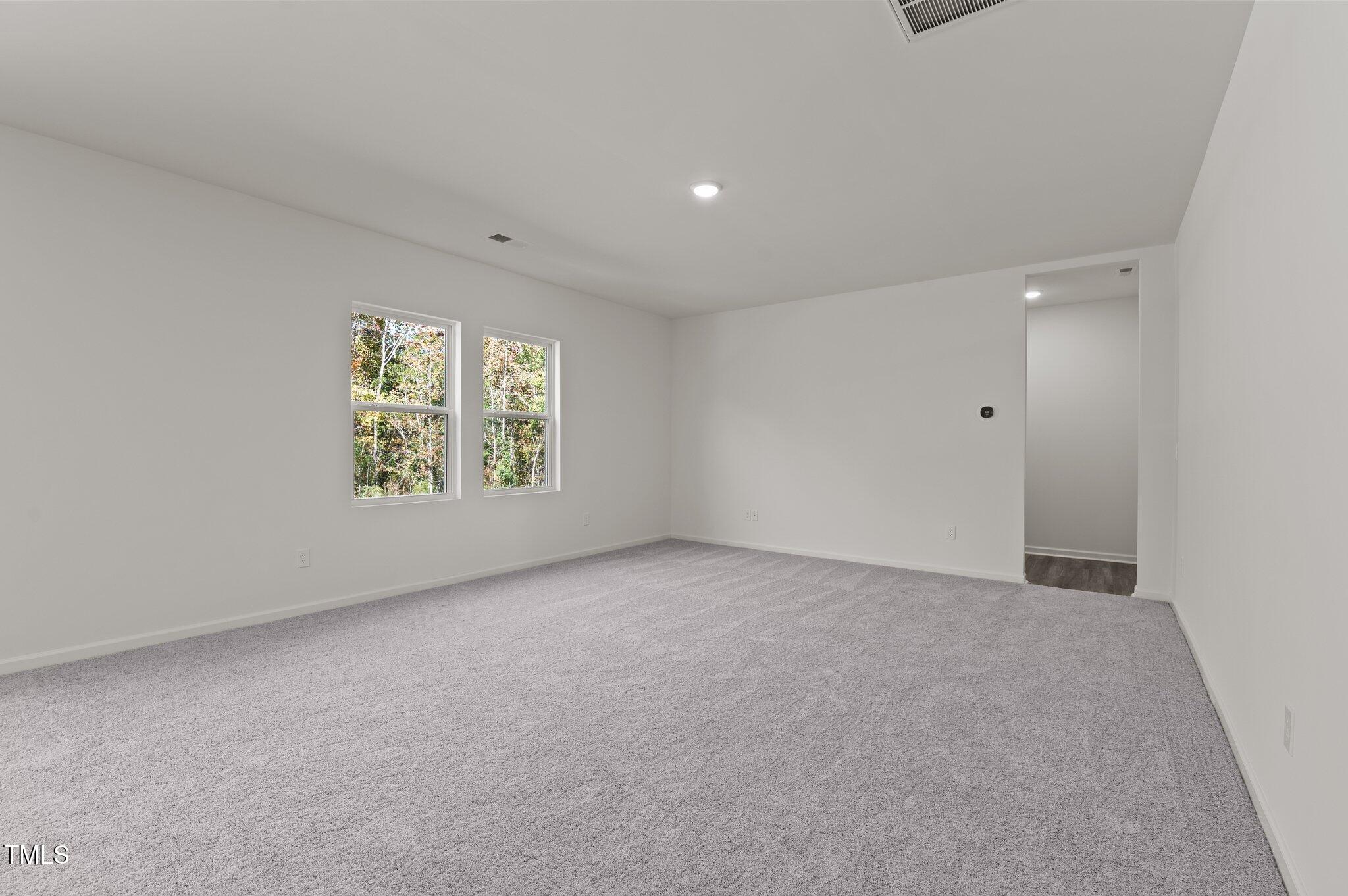 26 Rolling Banks Drive
