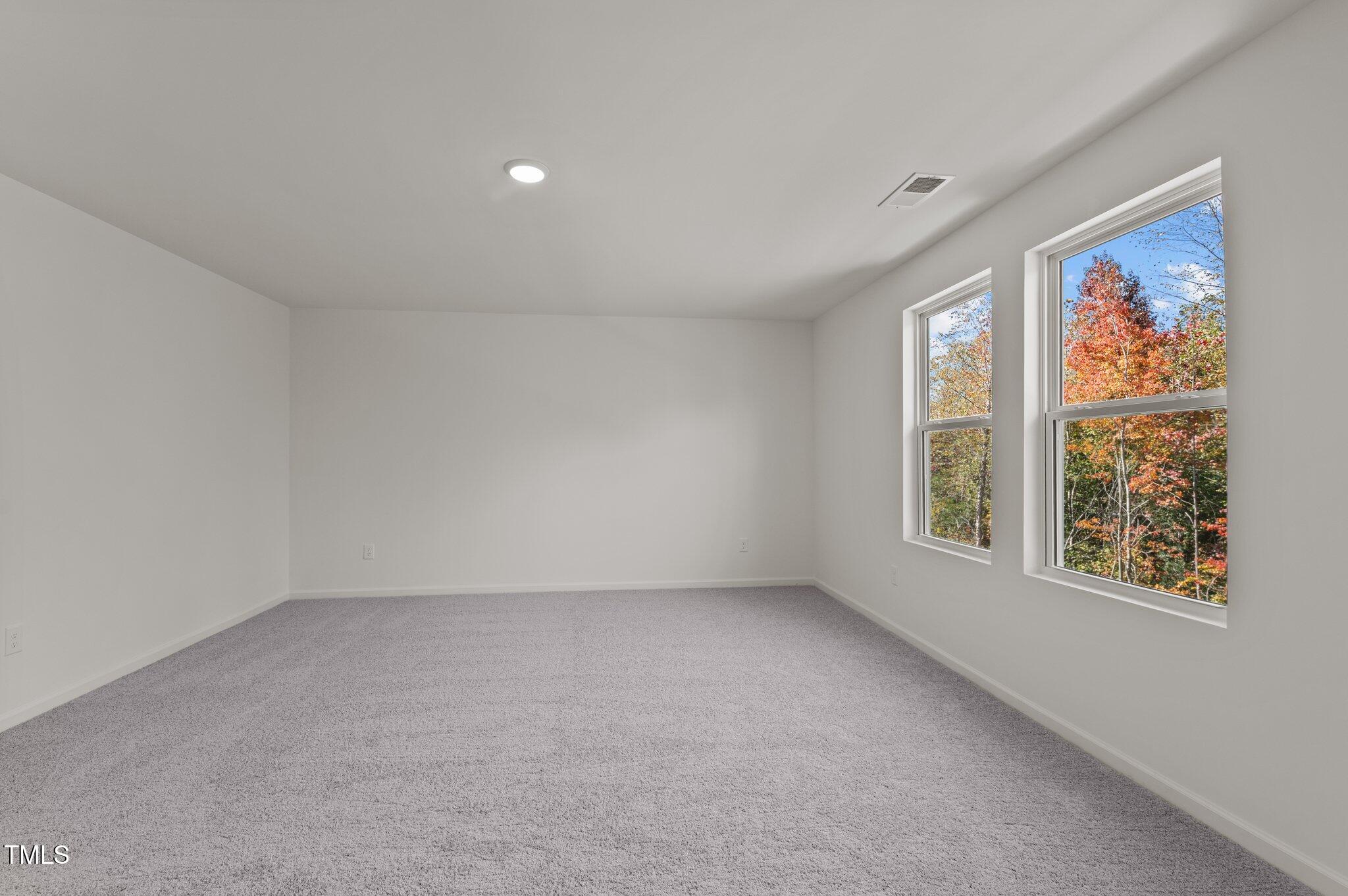26 Rolling Banks Drive