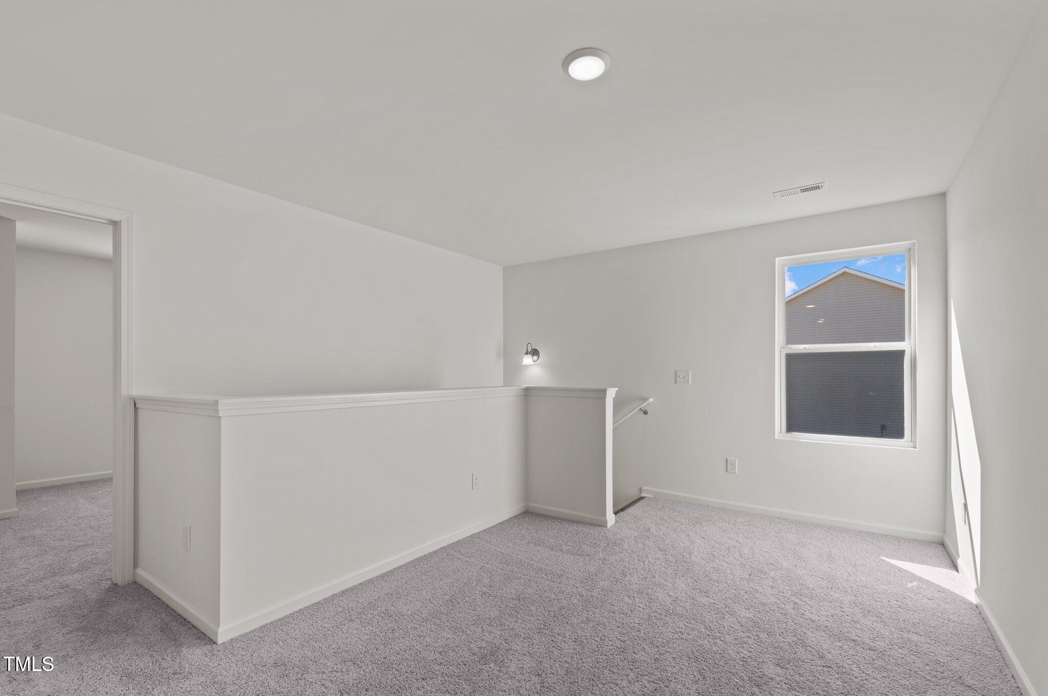 26 Rolling Banks Drive