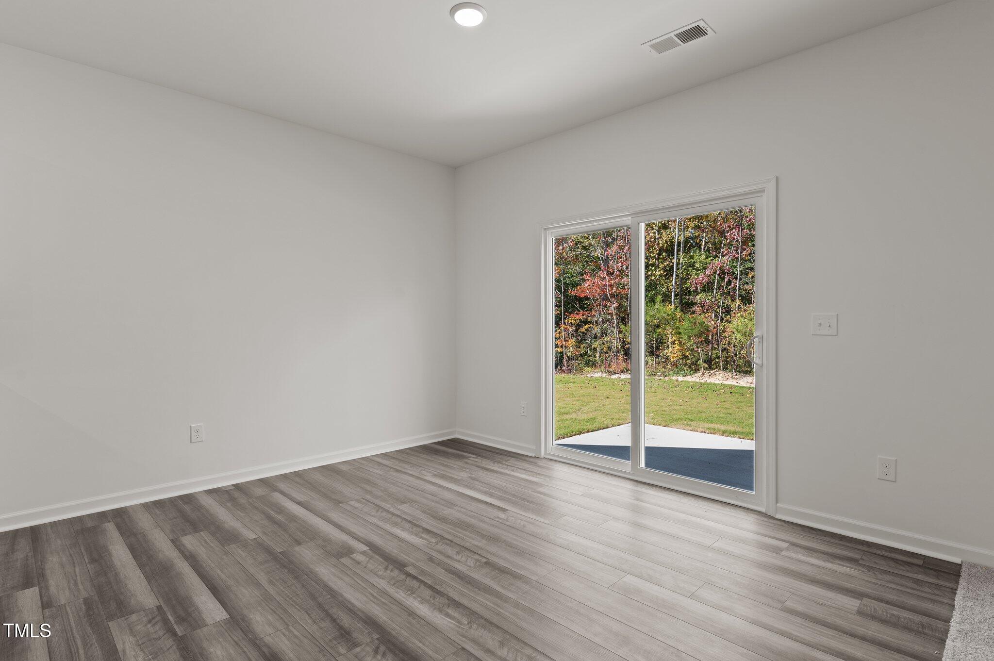 26 Rolling Banks Drive