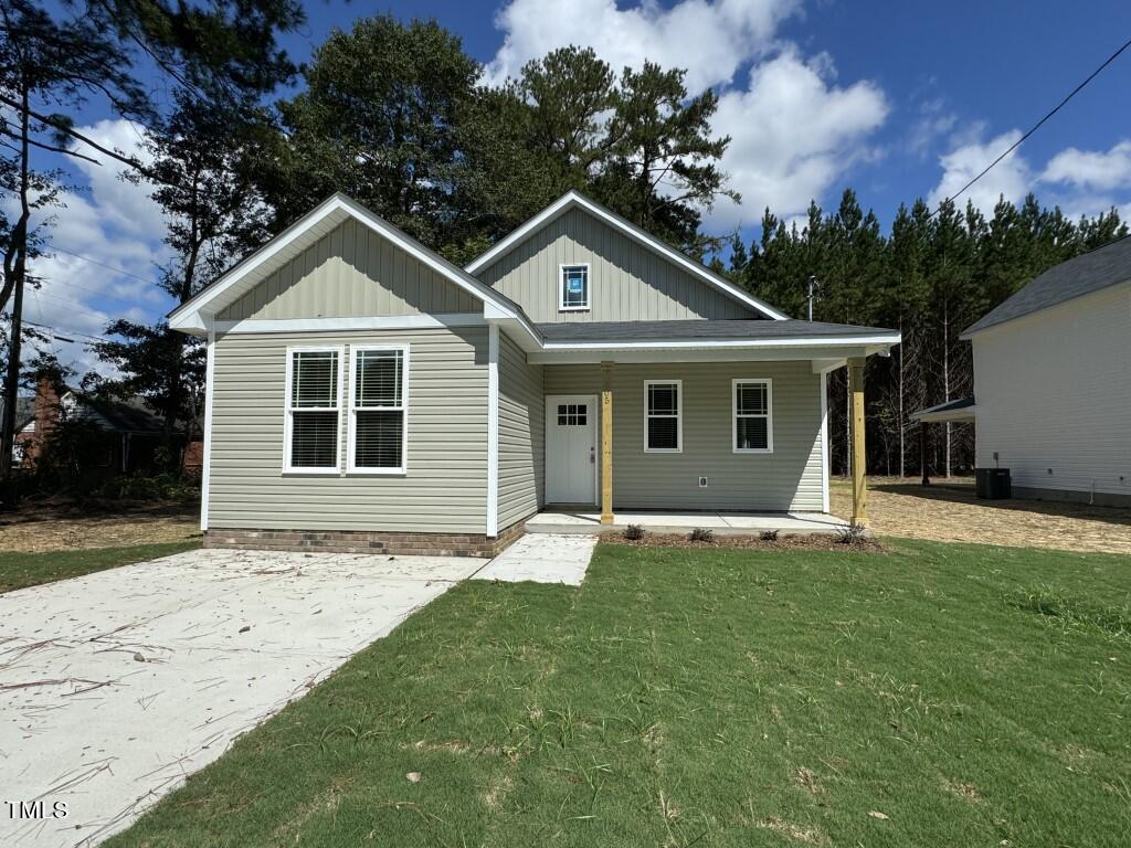 1005 Sunnybrook Road S