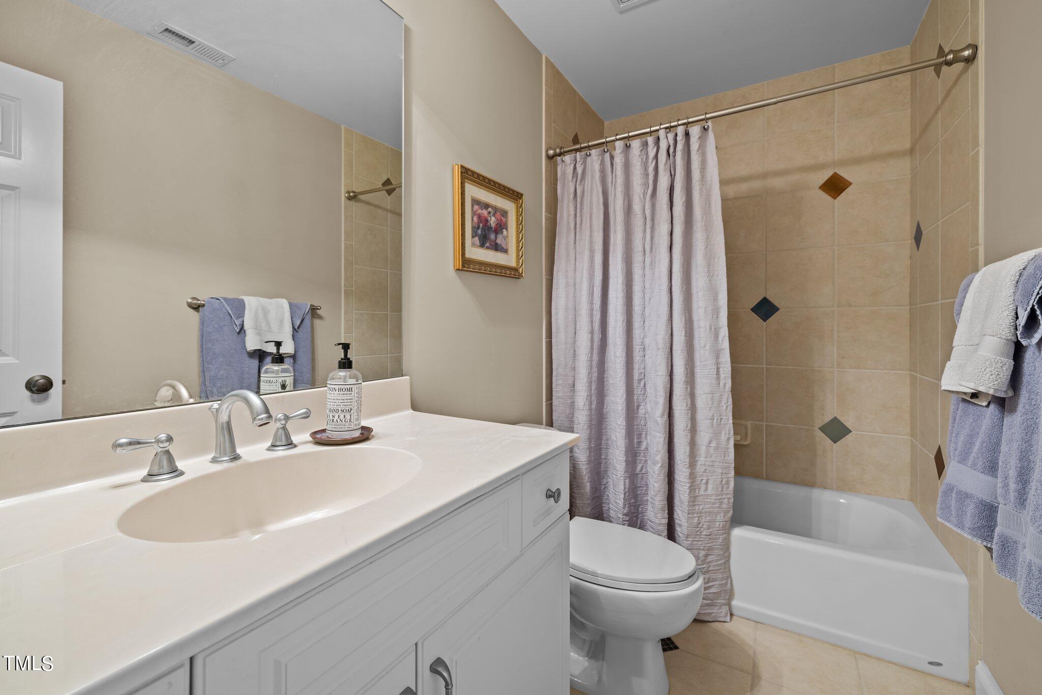 2700 Charleston Oaks Drive
