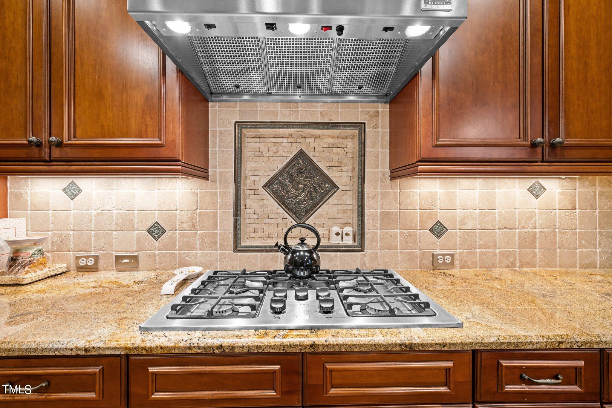2700 Charleston Oaks Drive