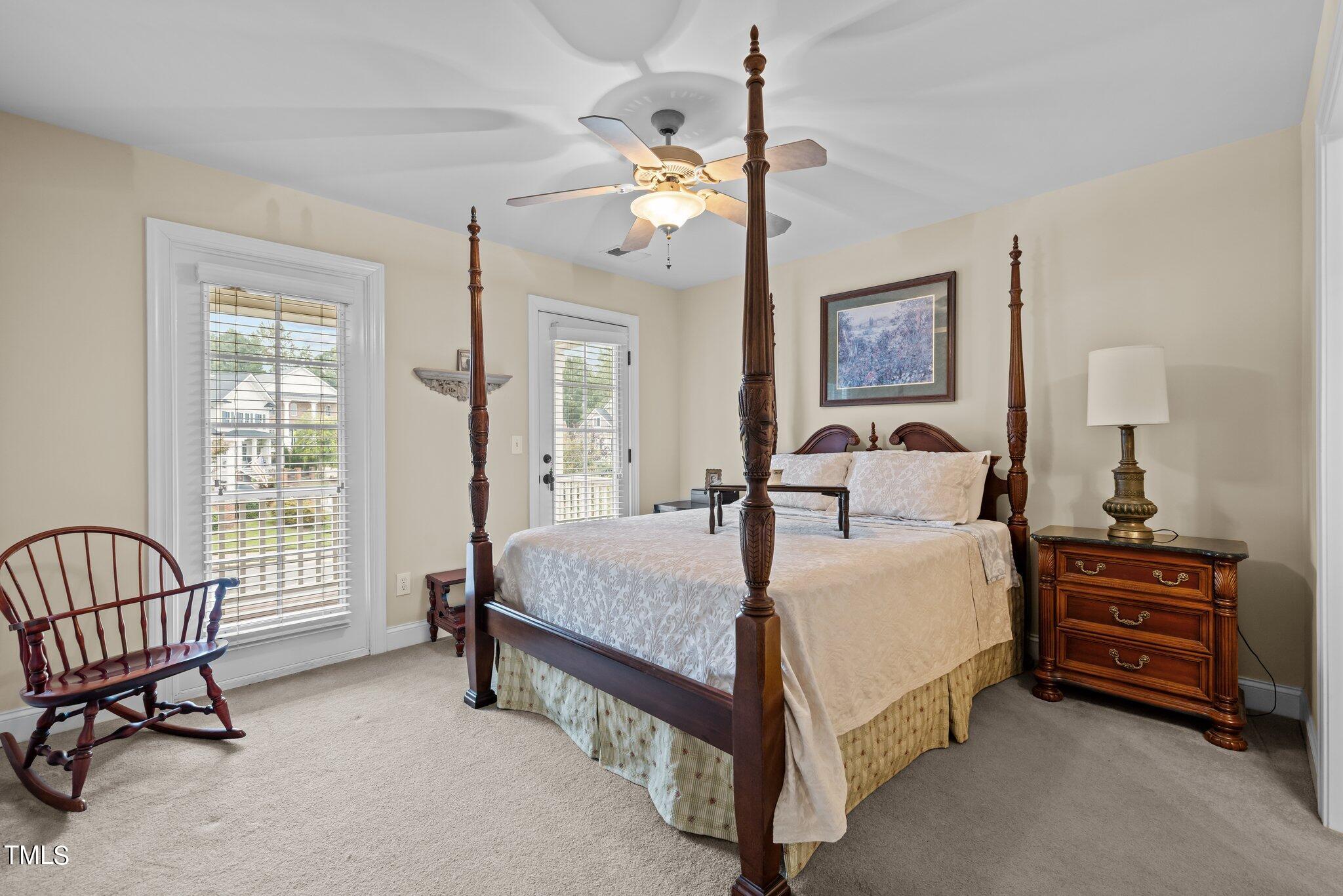 2700 Charleston Oaks Drive