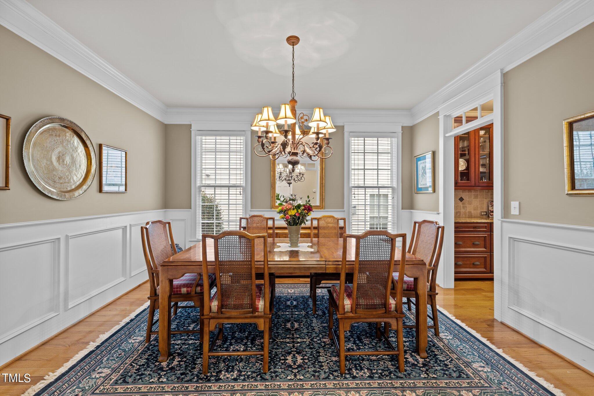 2700 Charleston Oaks Drive