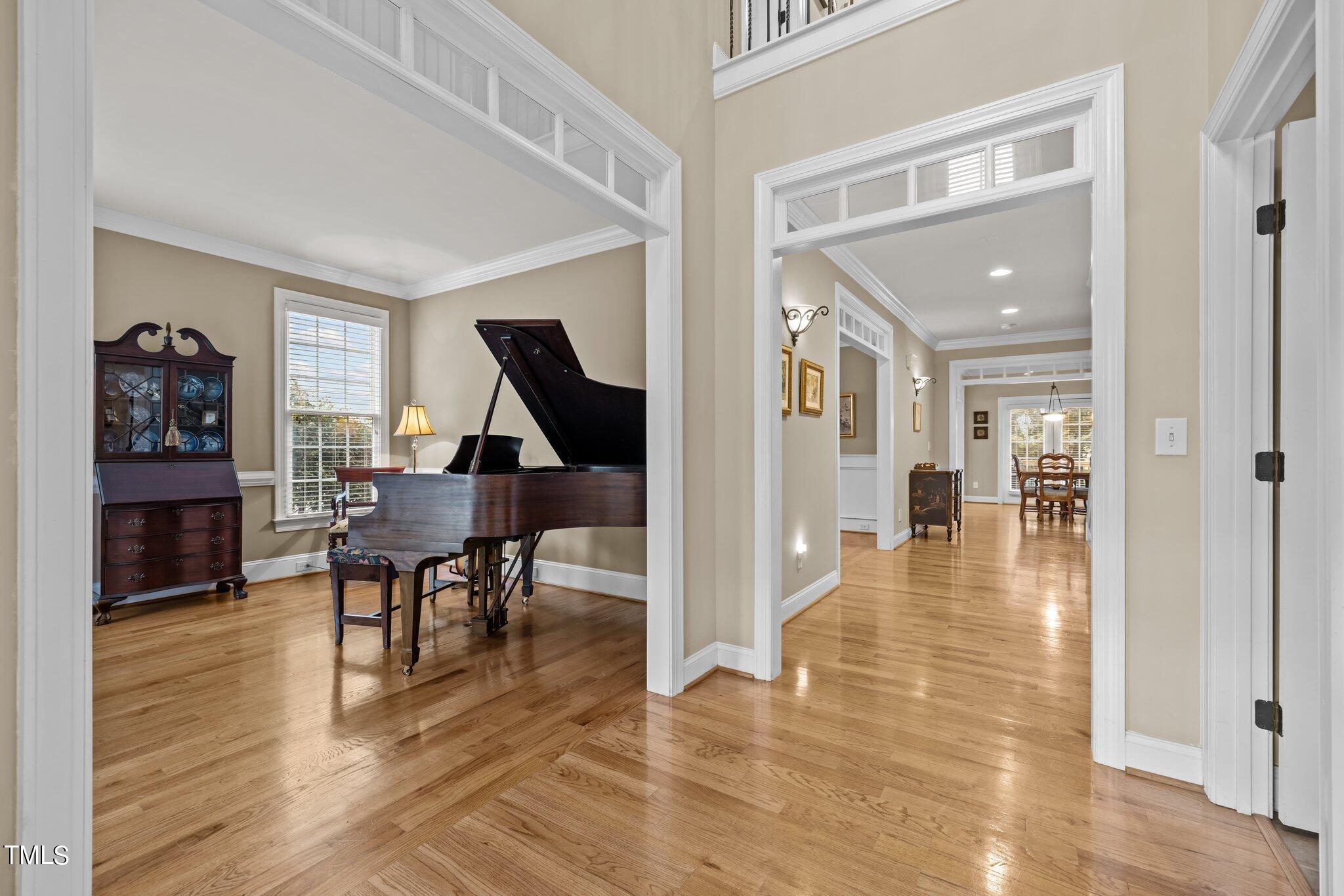 2700 Charleston Oaks Drive