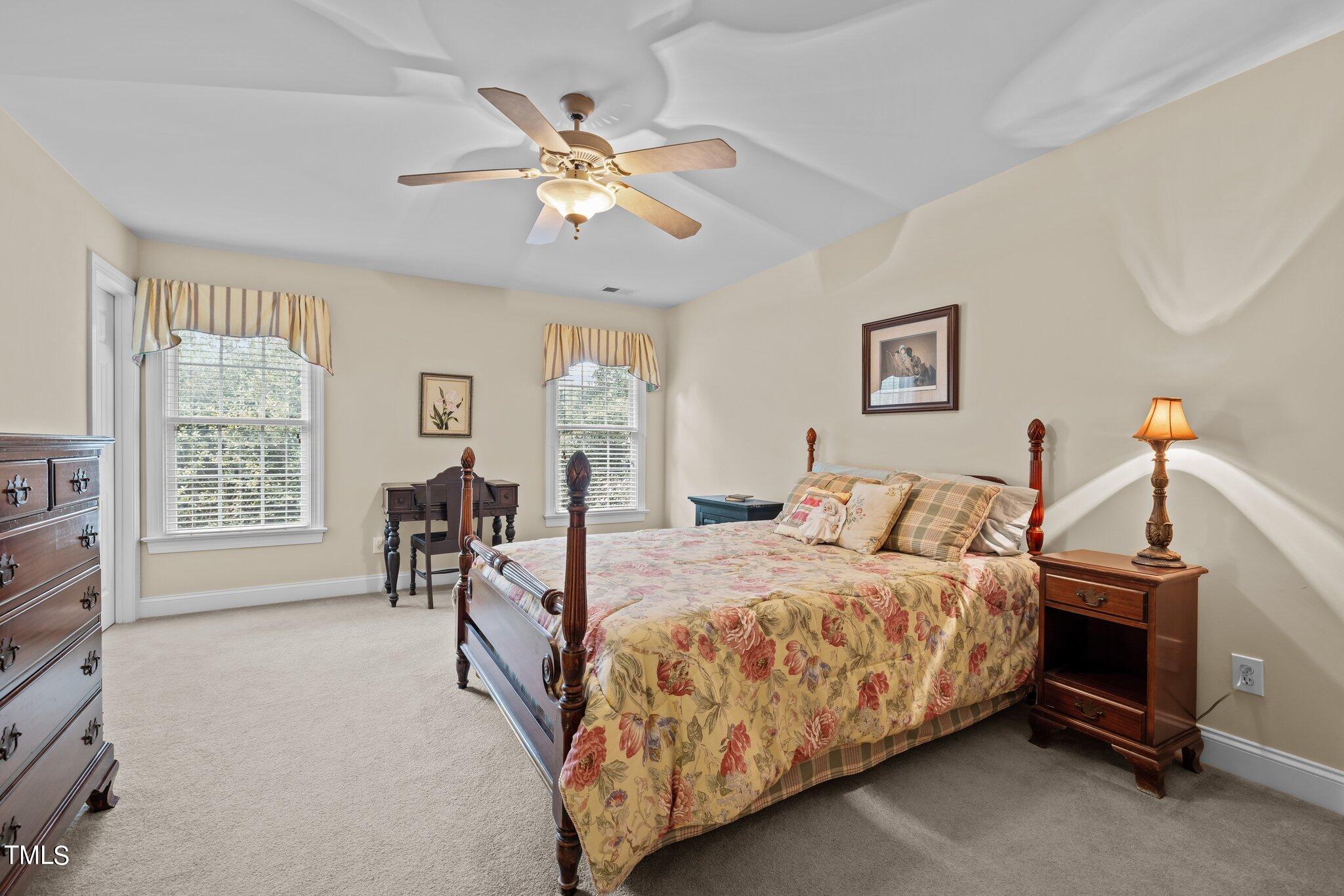 2700 Charleston Oaks Drive