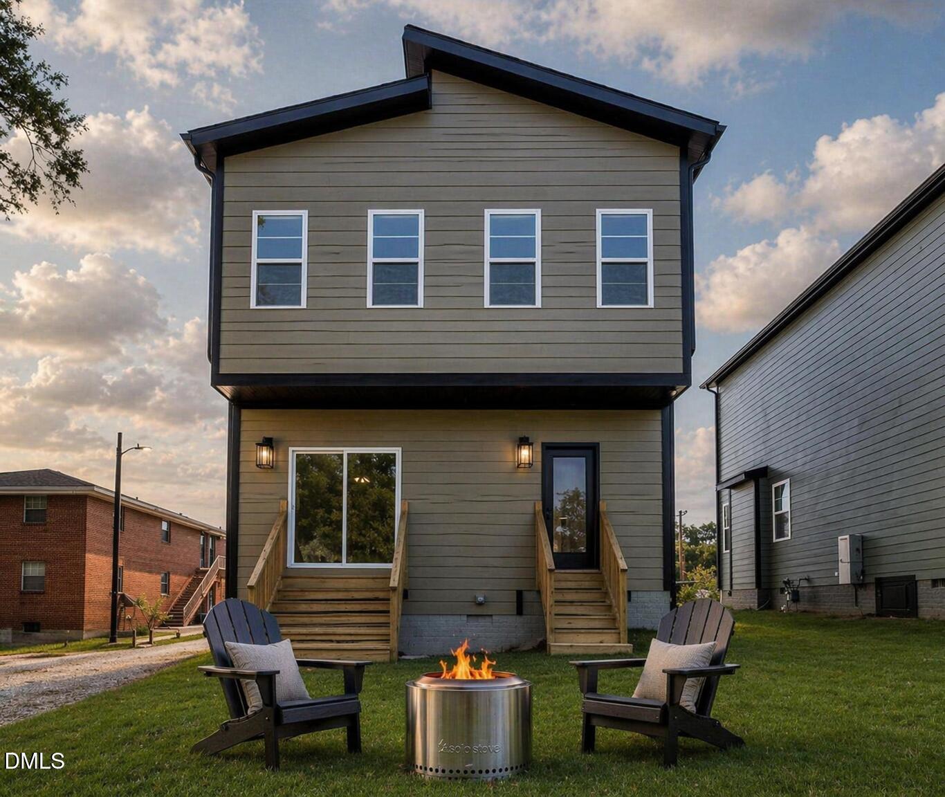 2337 E Main Street