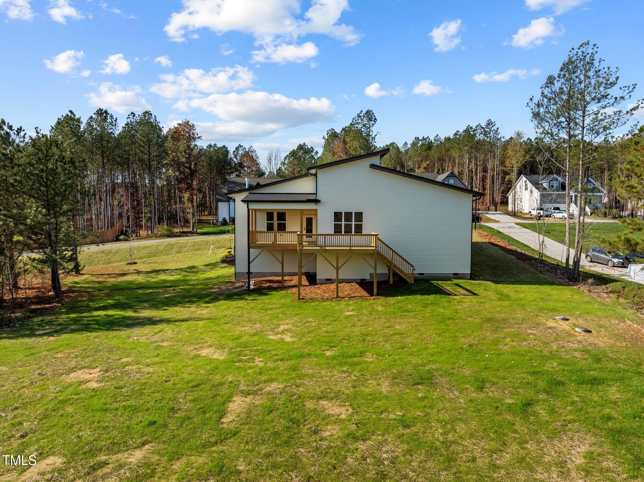 40 Woodford Way
