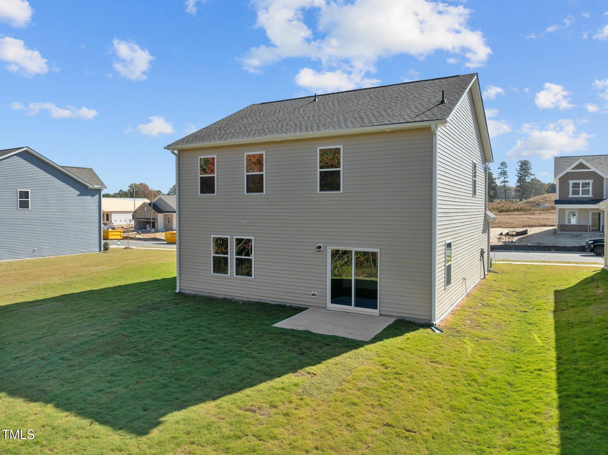 24 Rolling Banks Drive