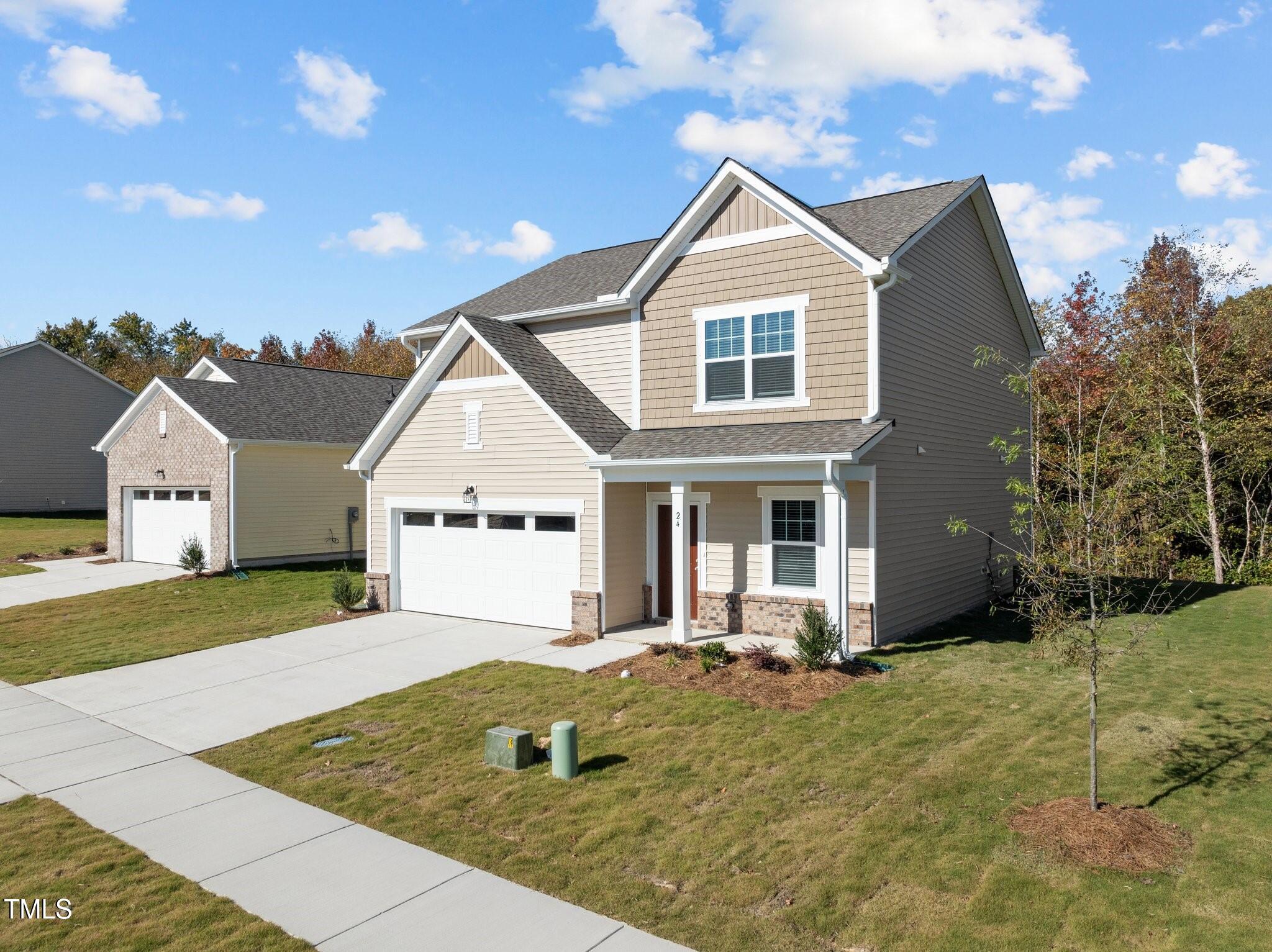 24 Rolling Banks Drive