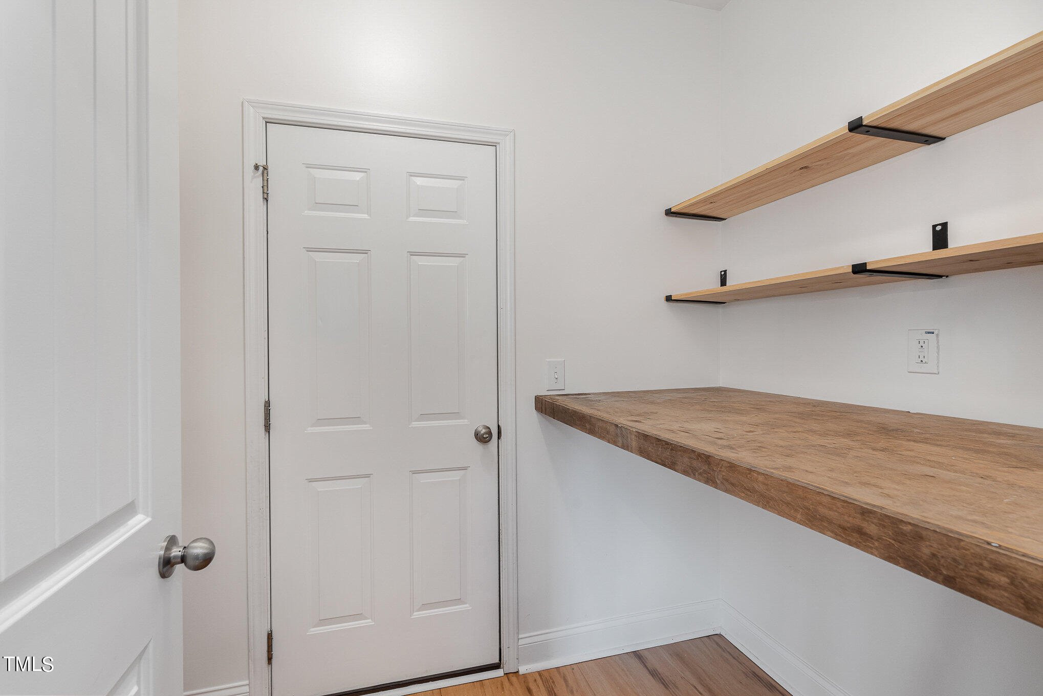 90 Flat Shoal Ln