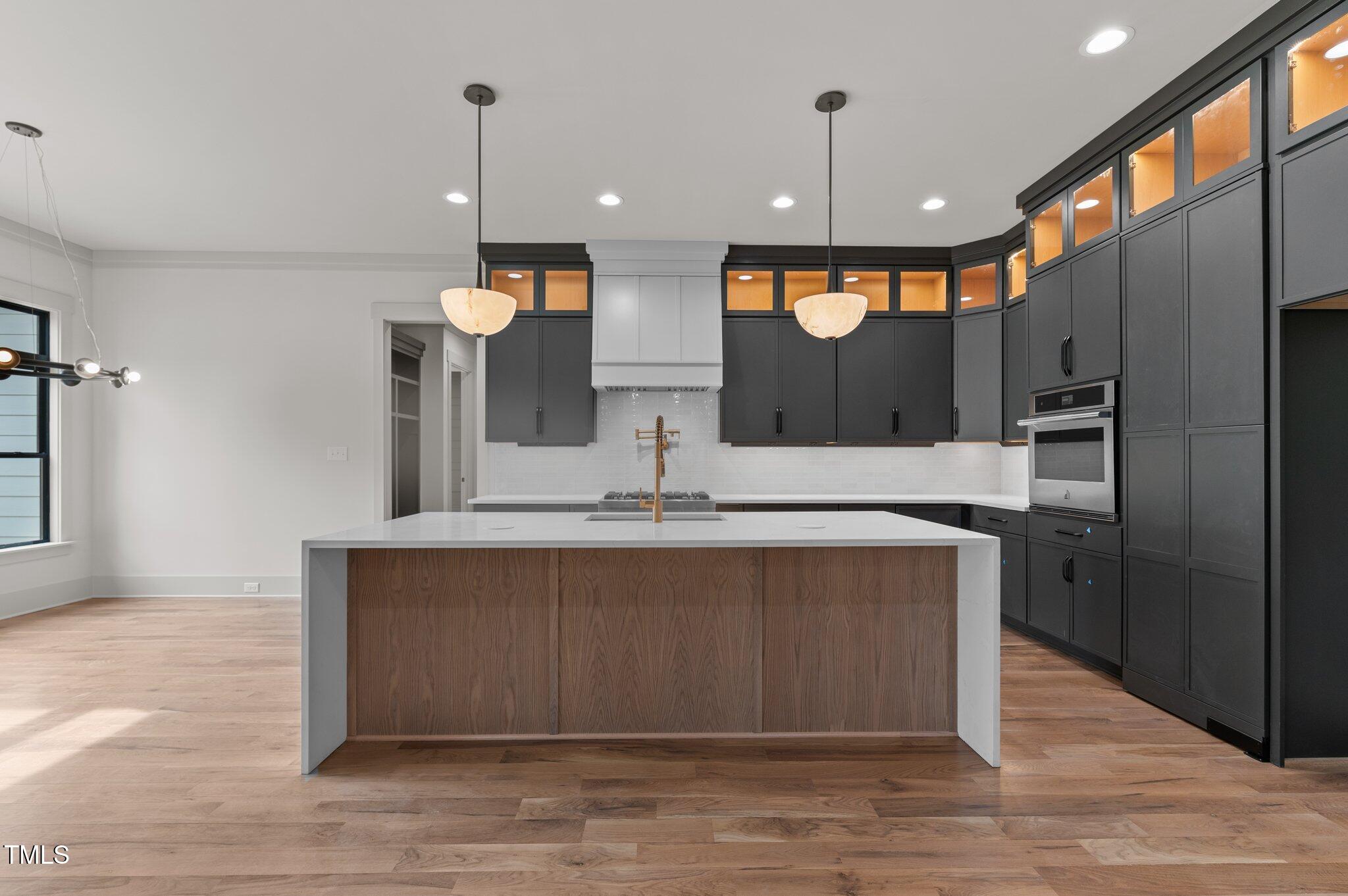 50 Chestnut Oak Drive