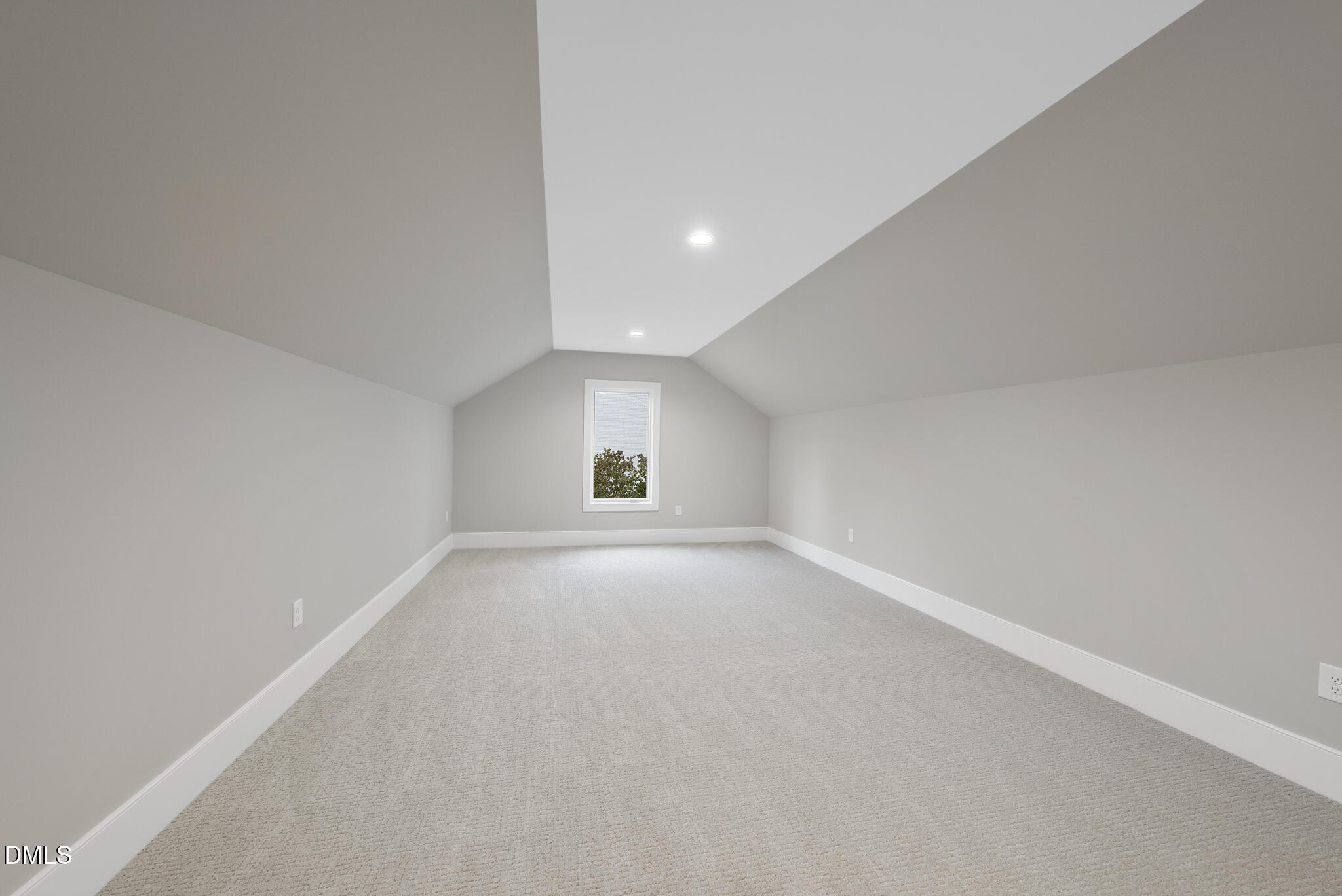 7000 North Ridge Drive