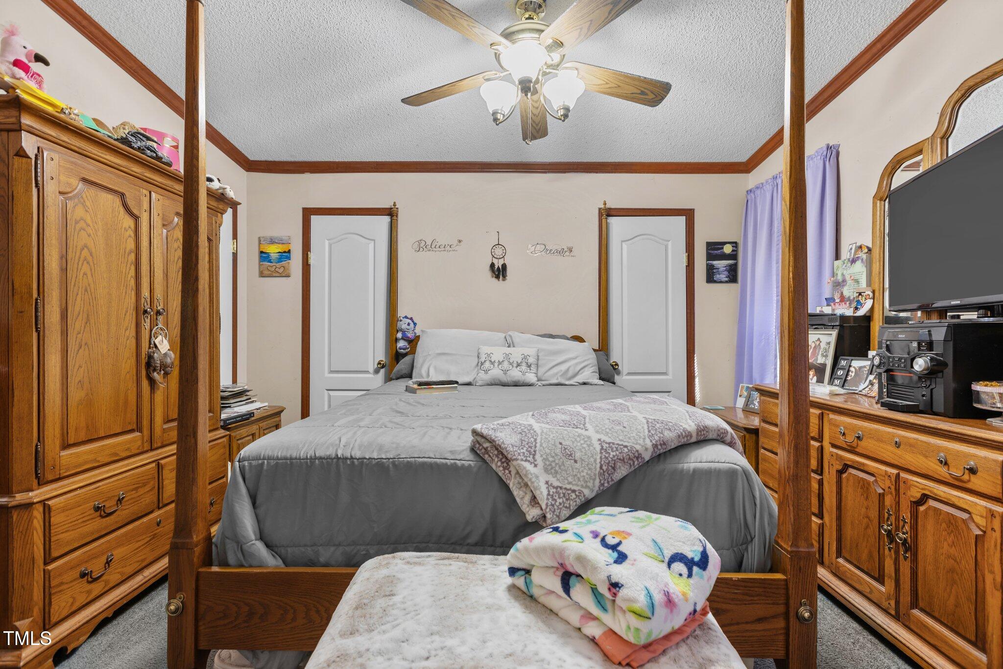 118 W Silver Belle Drive