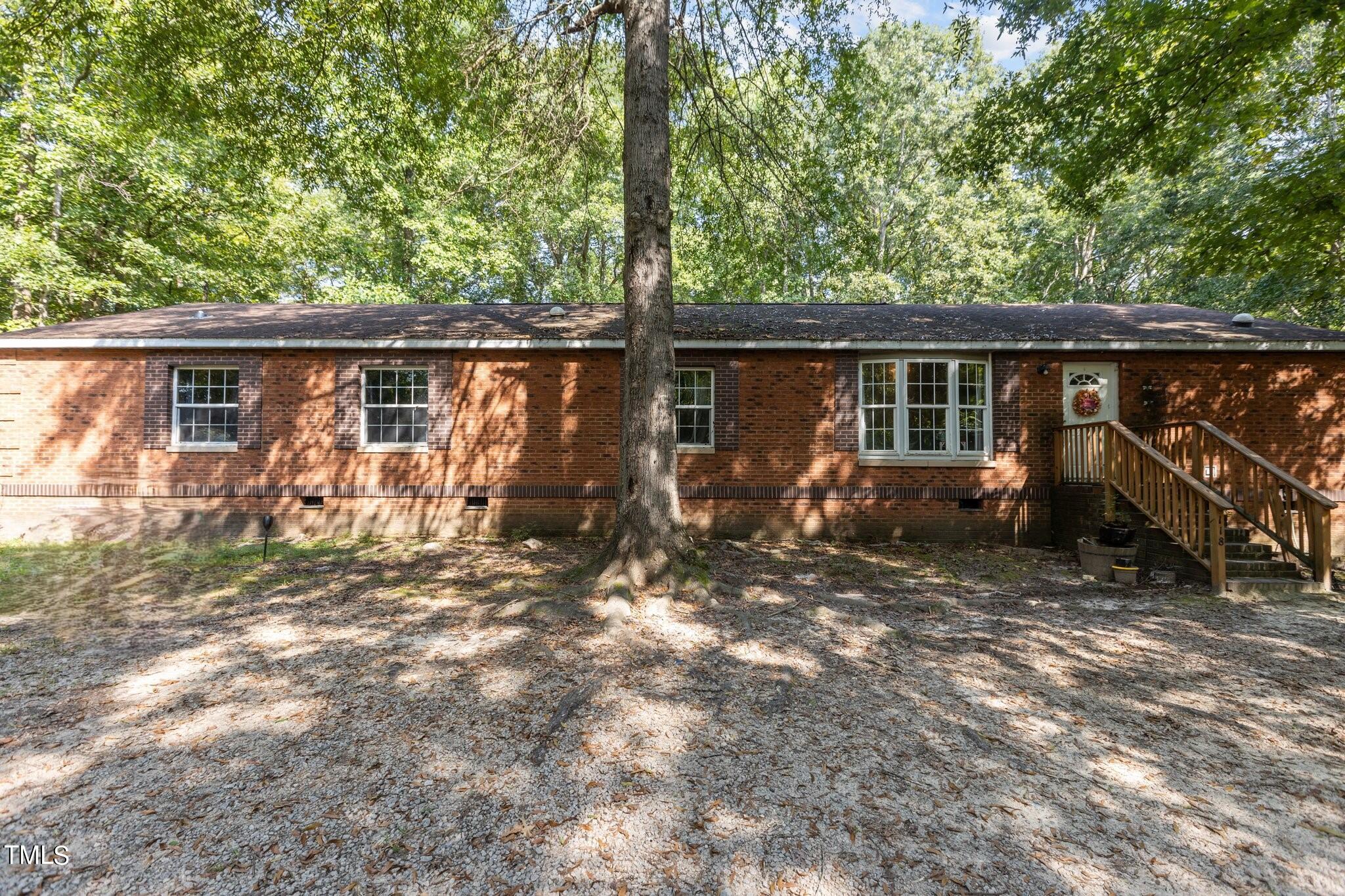 118 W Silver Belle Drive