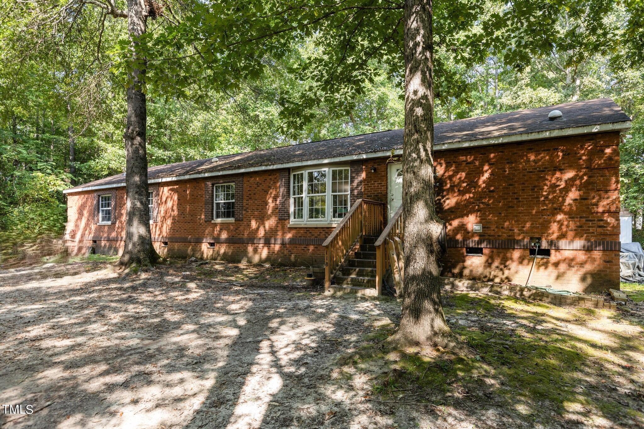 118 W Silver Belle Drive