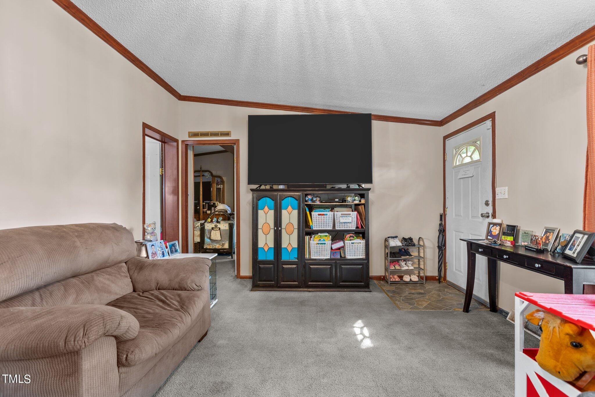 118 W Silver Belle Drive