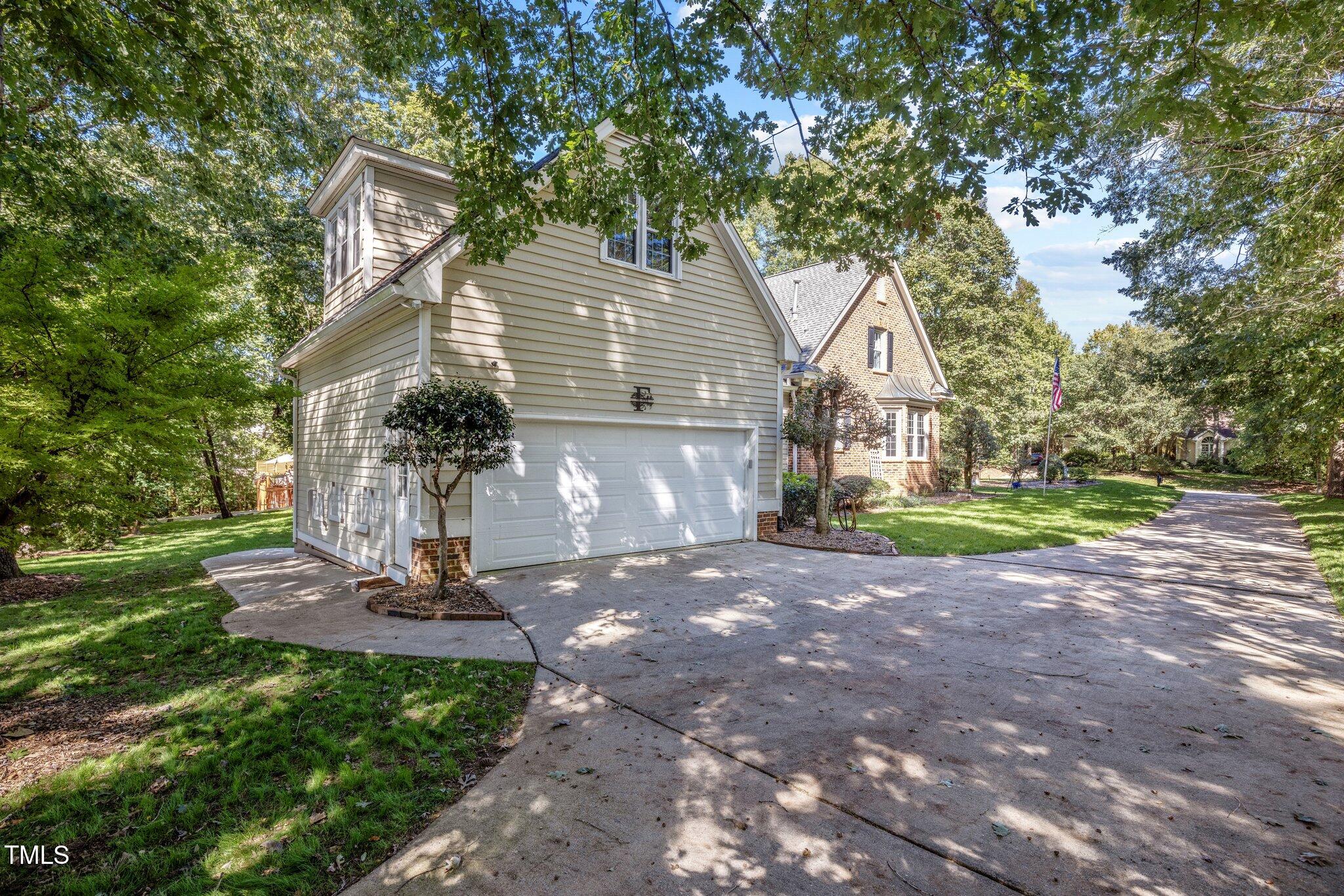 1031 Jones Wynd