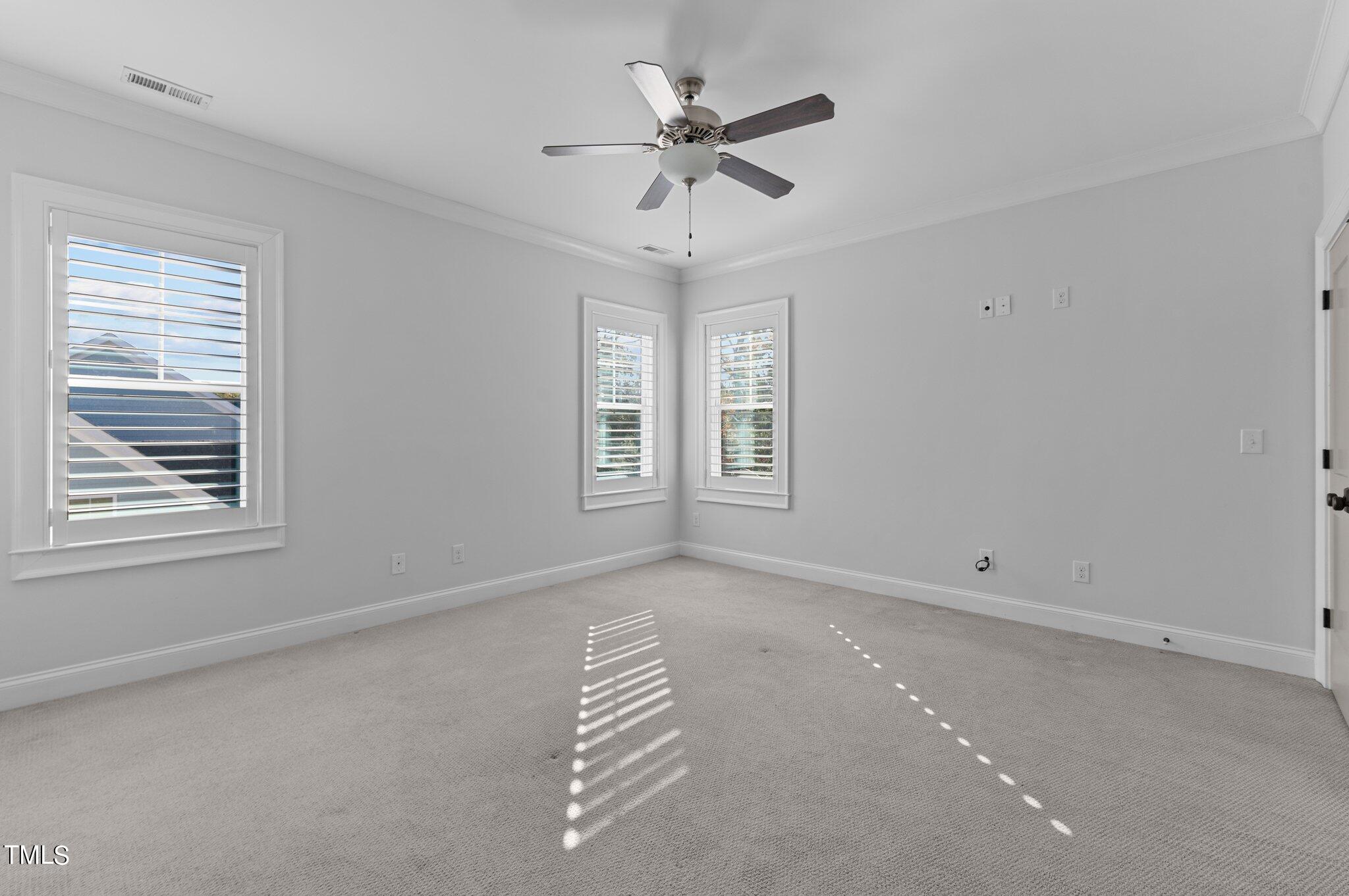1321 Mackinaw Drive