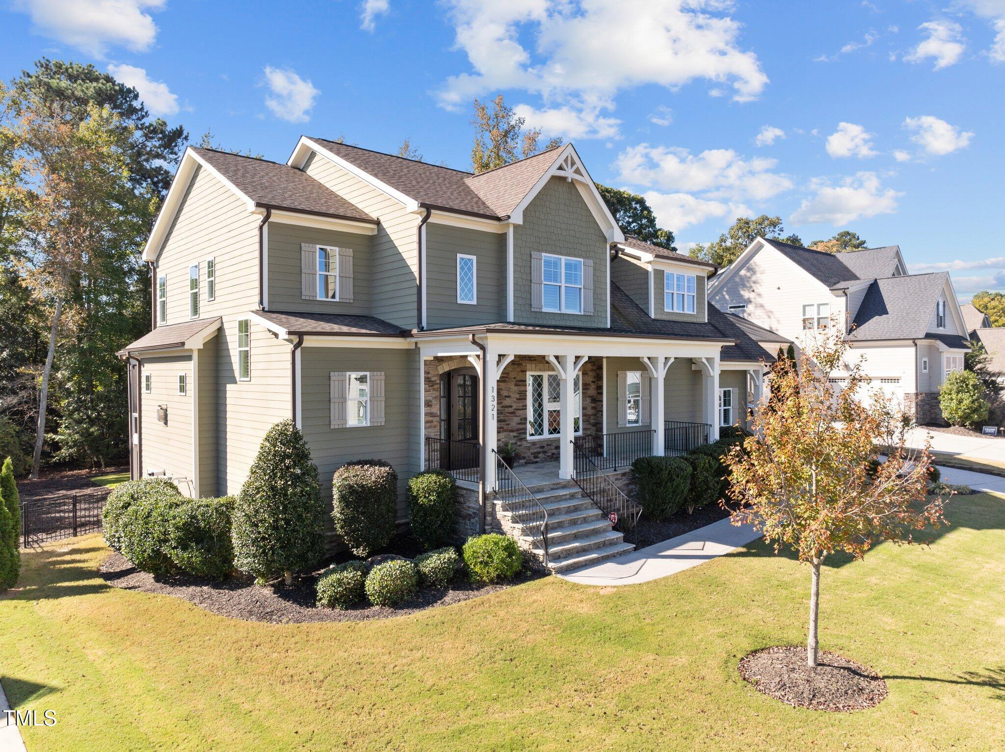 1321 Mackinaw Drive