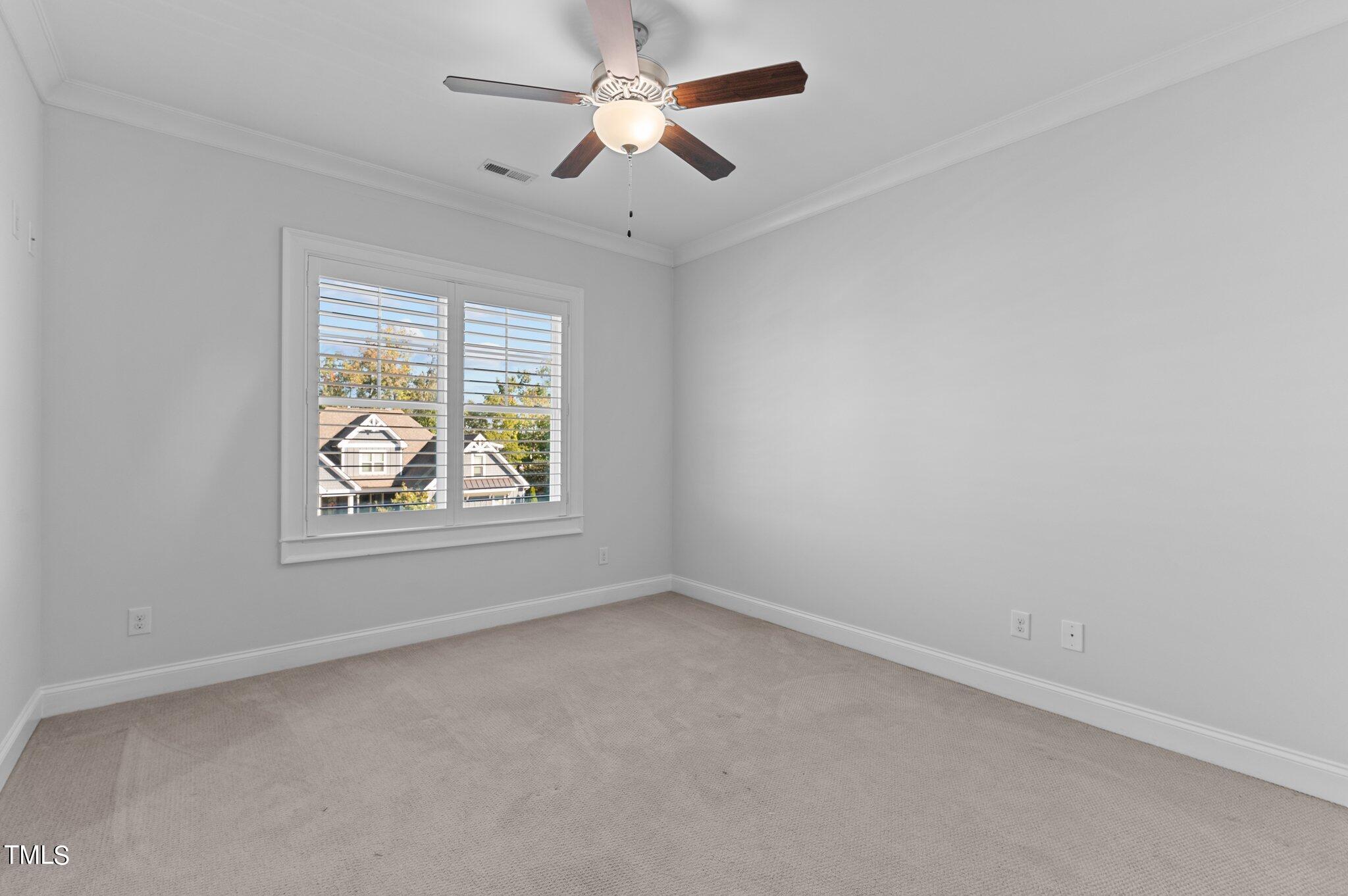 1321 Mackinaw Drive