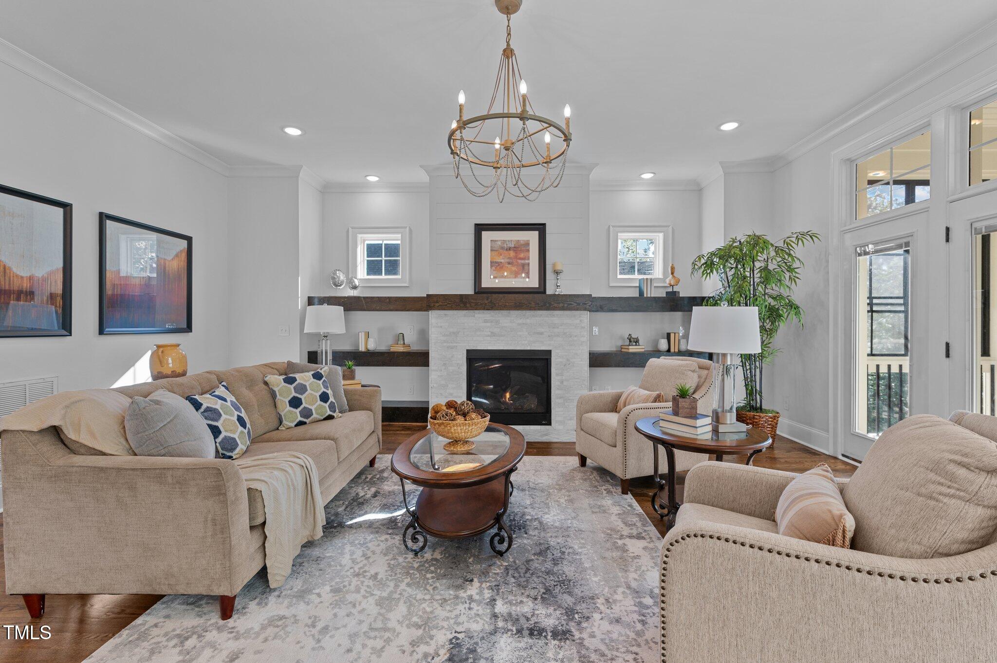 1321 Mackinaw Drive