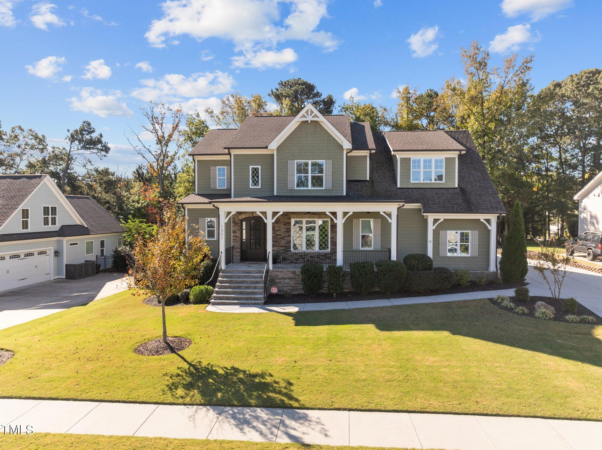1321 Mackinaw Drive