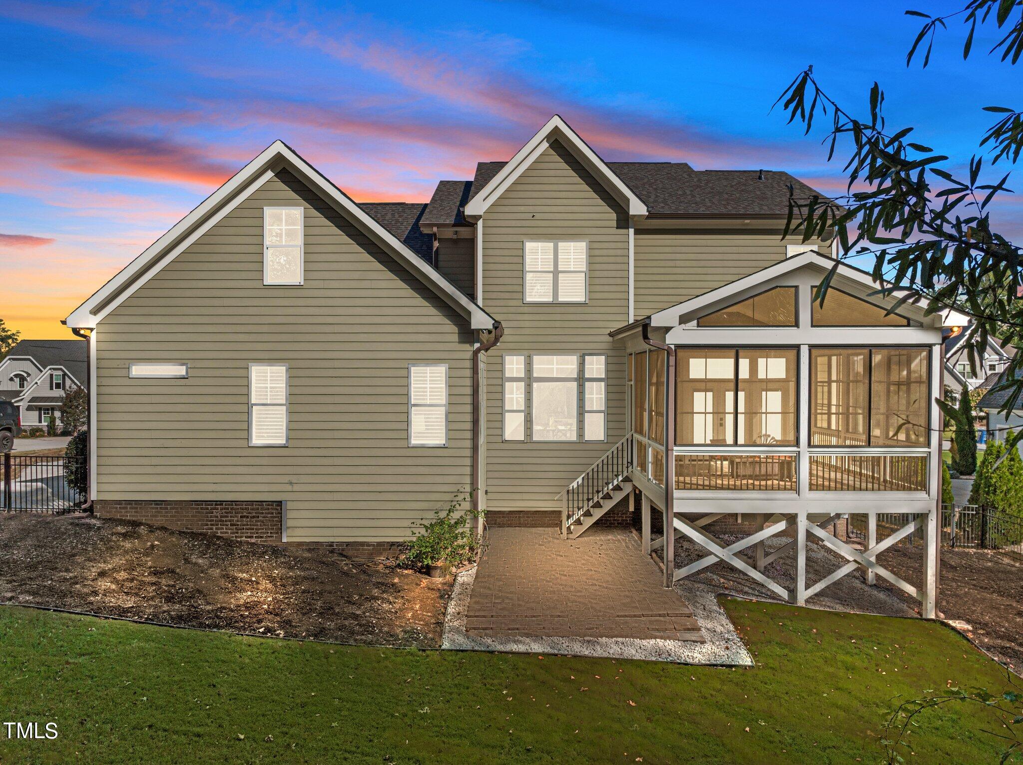 1321 Mackinaw Drive
