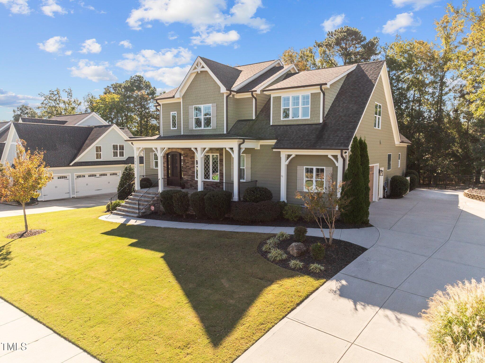 1321 Mackinaw Drive