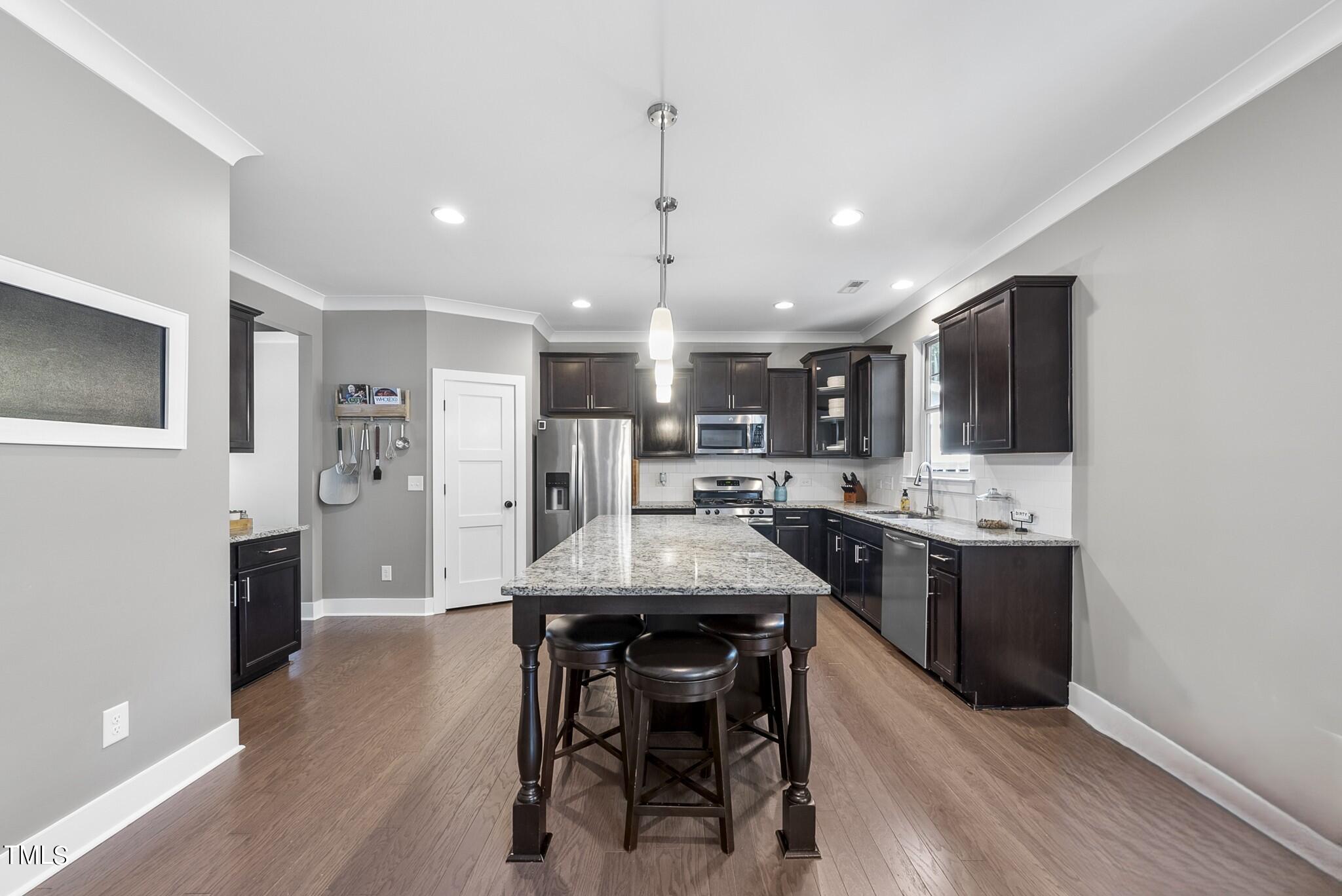 1104 San Antonio Boulevard