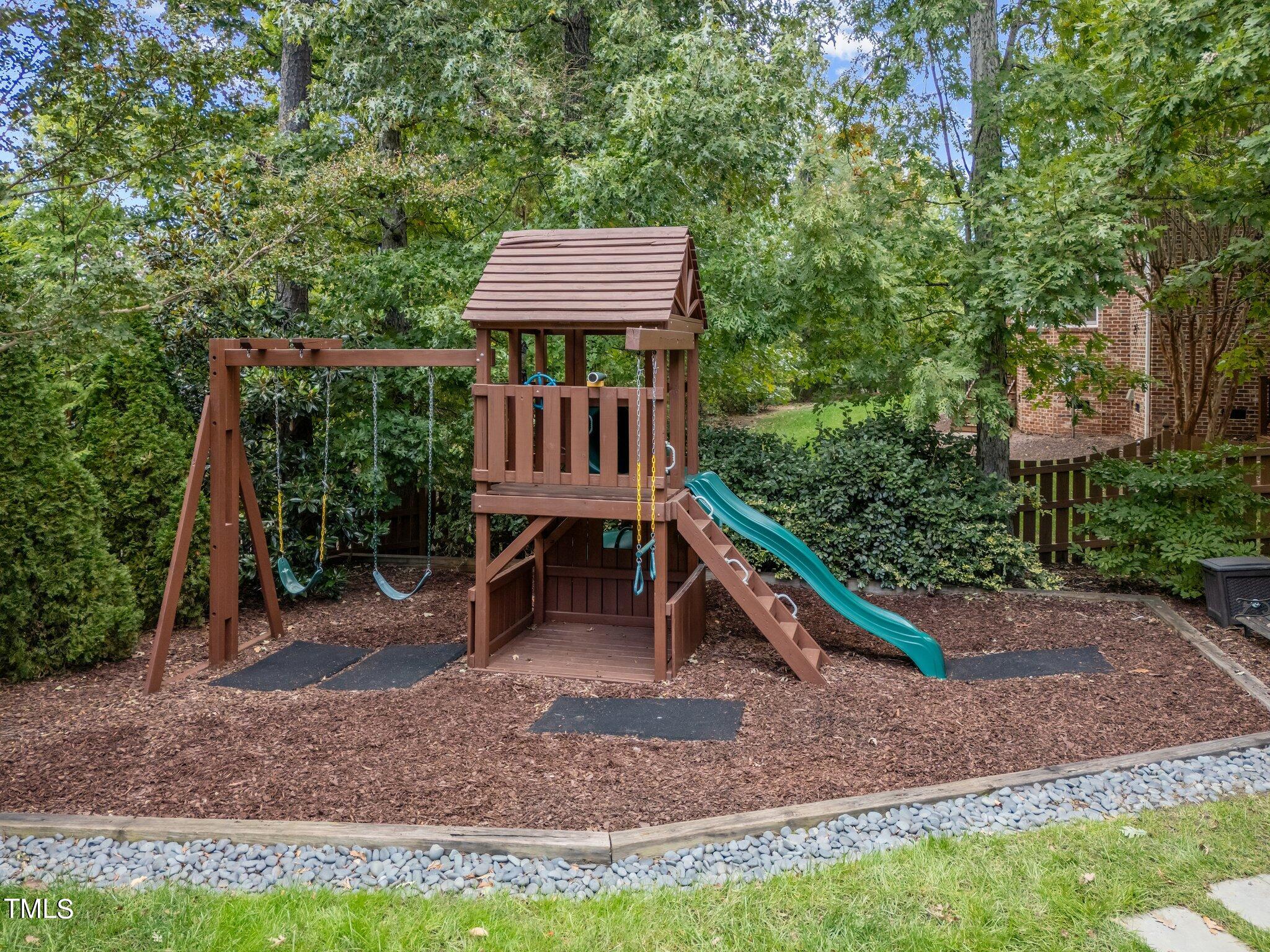 1006 Oldham Forest Crossing Crossing