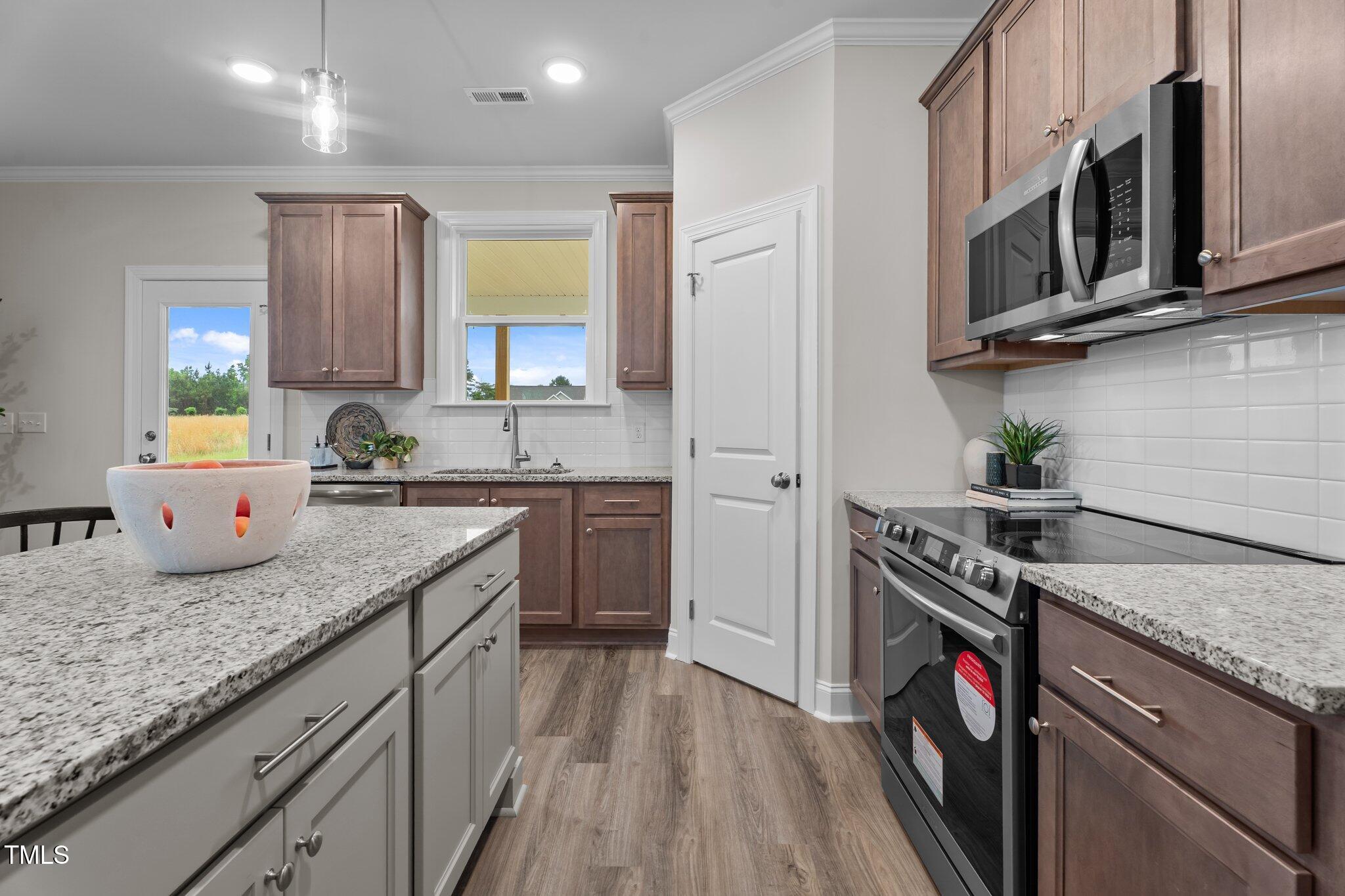 35 Diamond Creek Drive