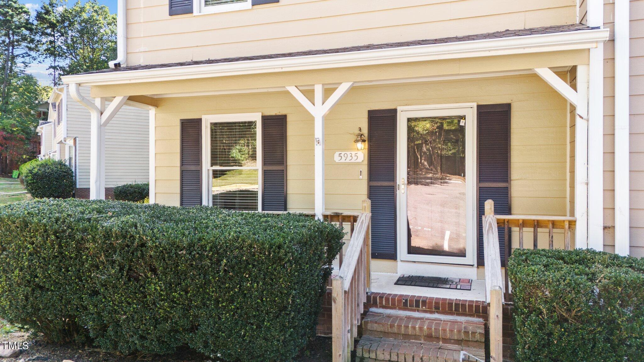 5935 Dixon Drive