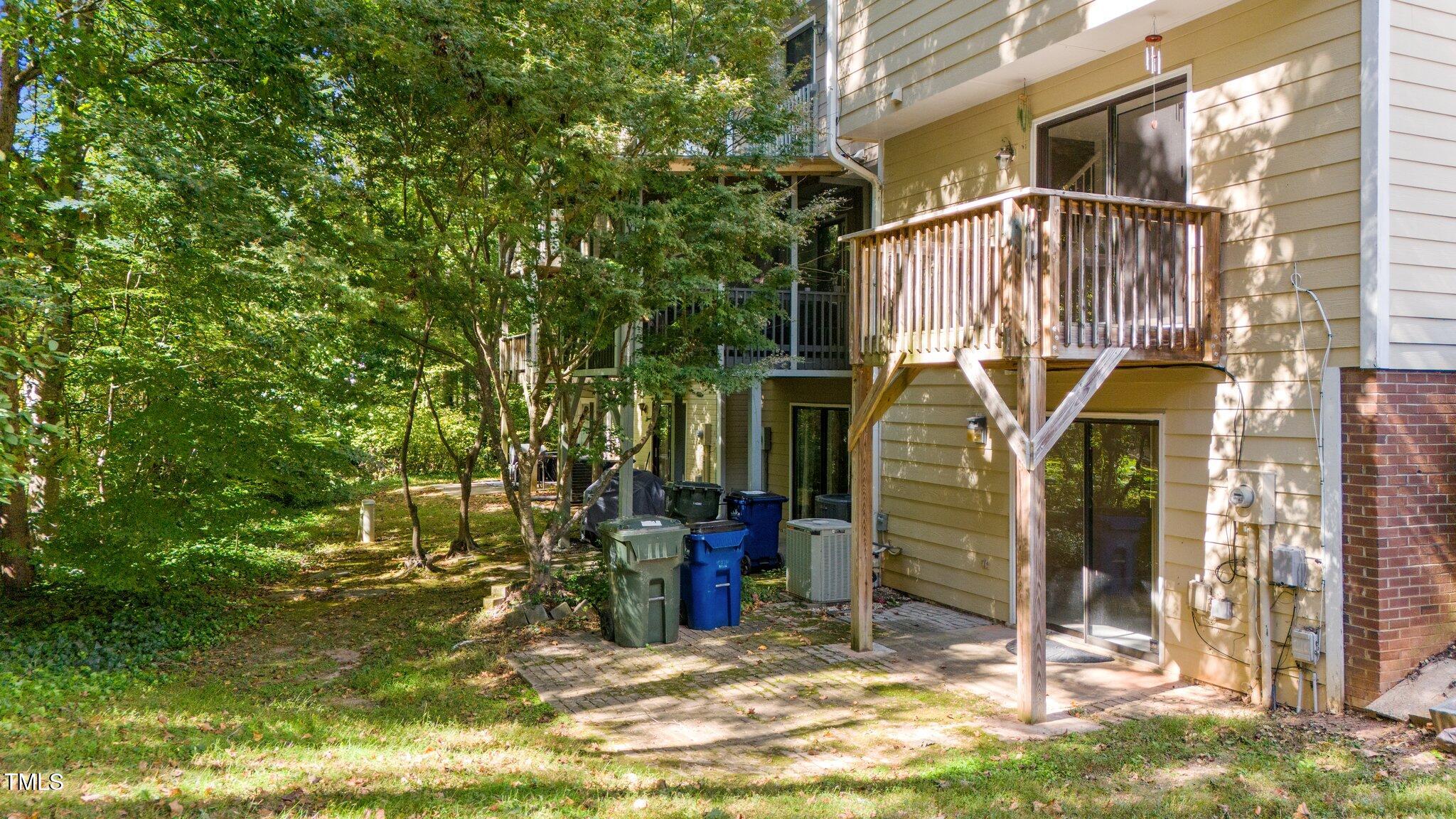 5935 Dixon Drive