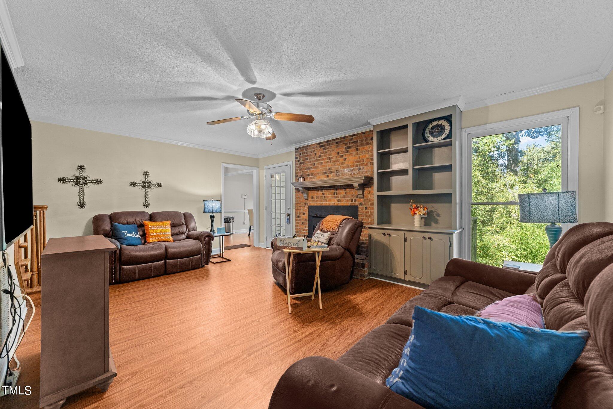 1116 Shadywood Lane