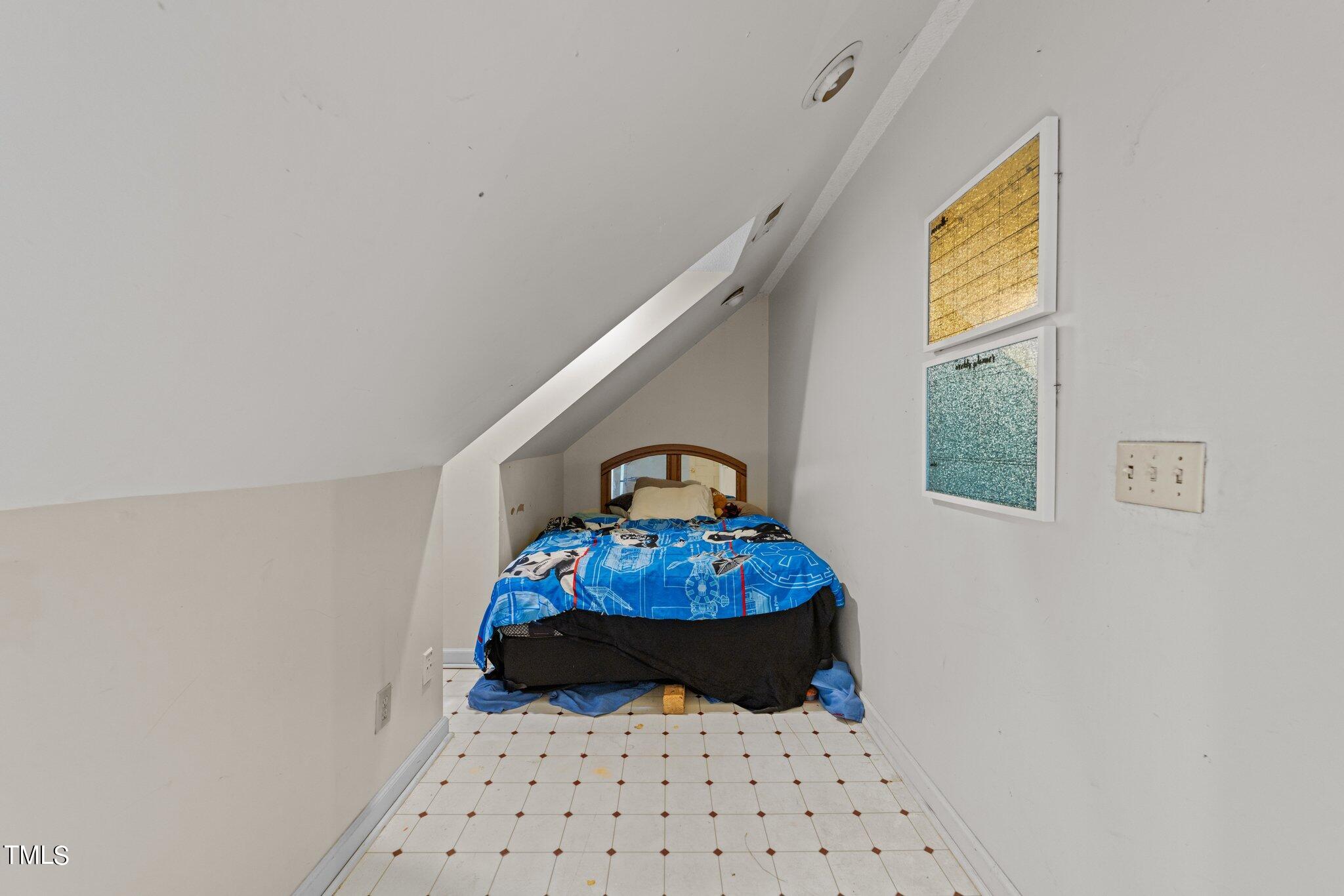 1116 Shadywood Lane