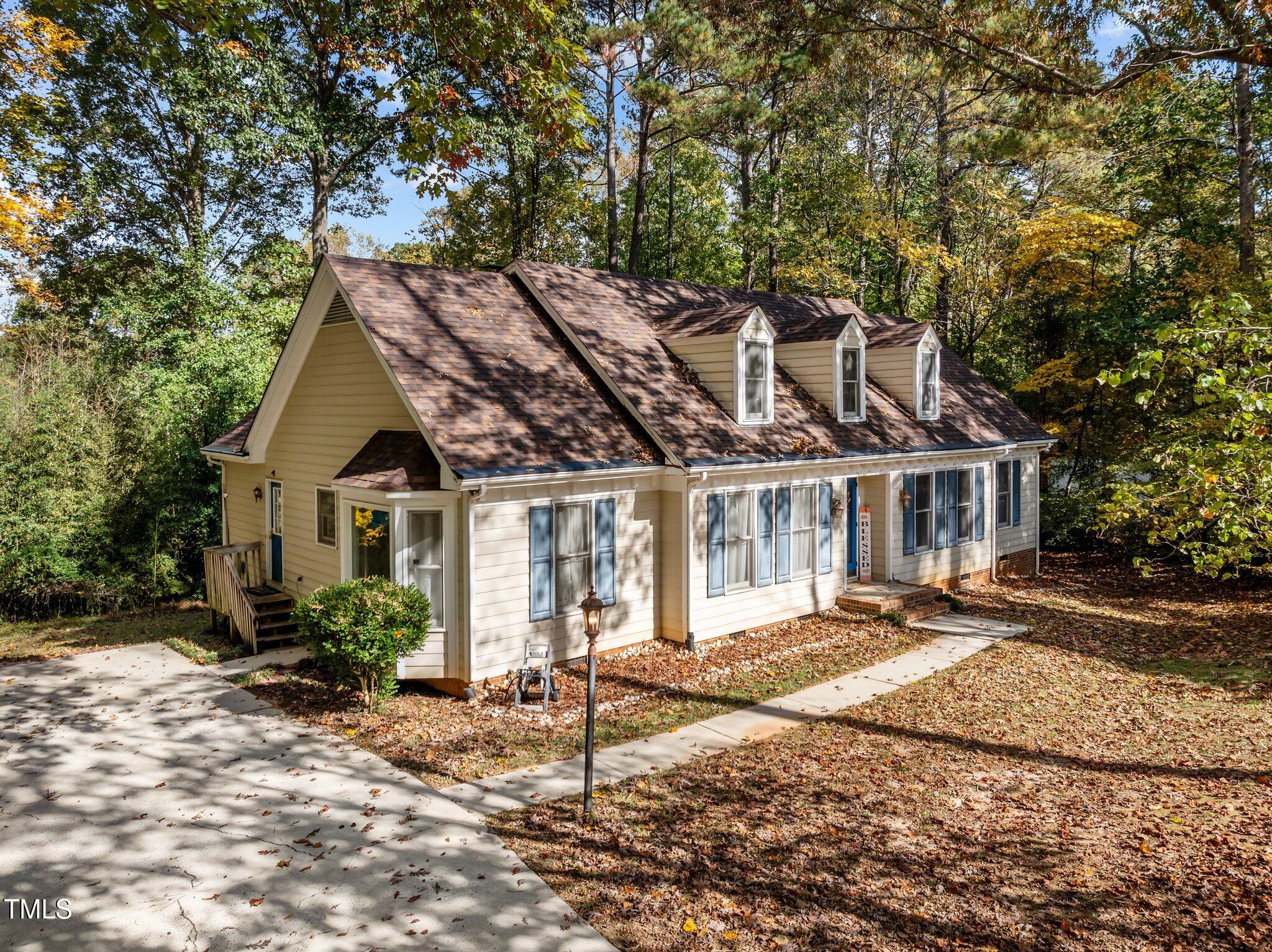 1116 Shadywood Lane