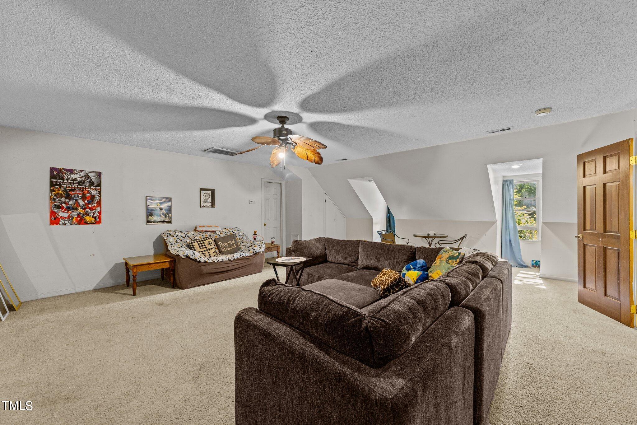 1116 Shadywood Lane