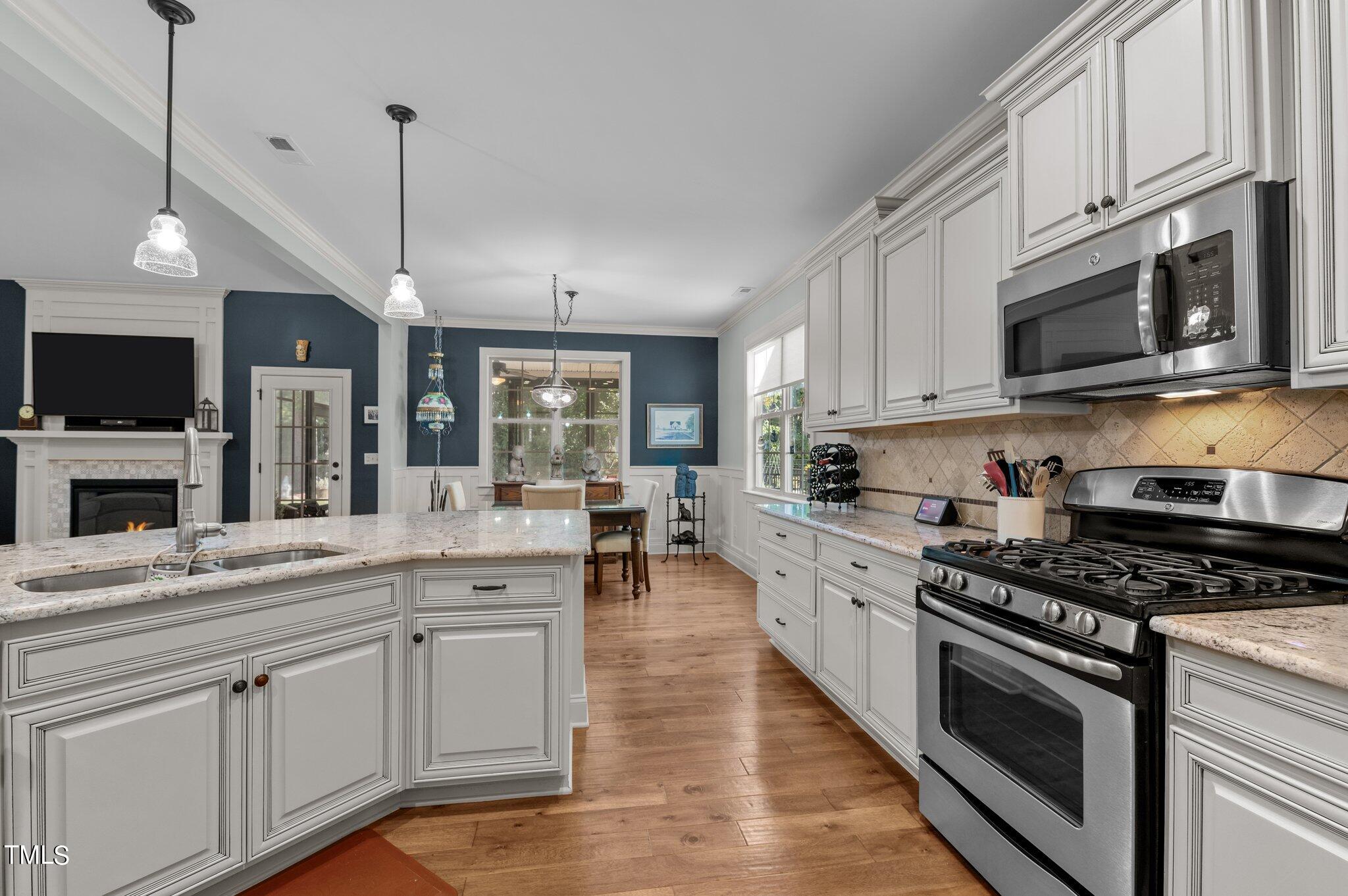 121 Meadowrue Lane