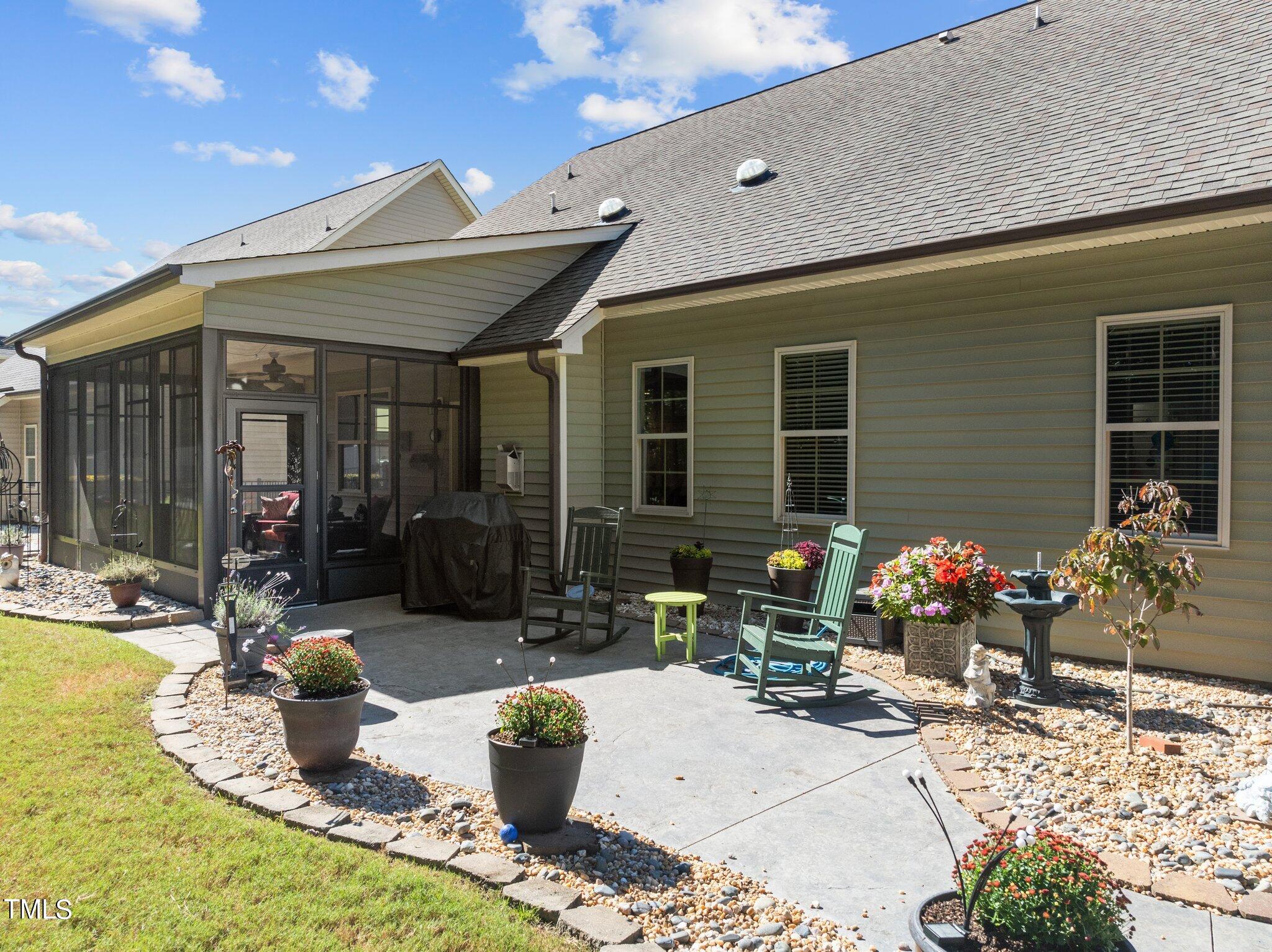 121 Meadowrue Lane