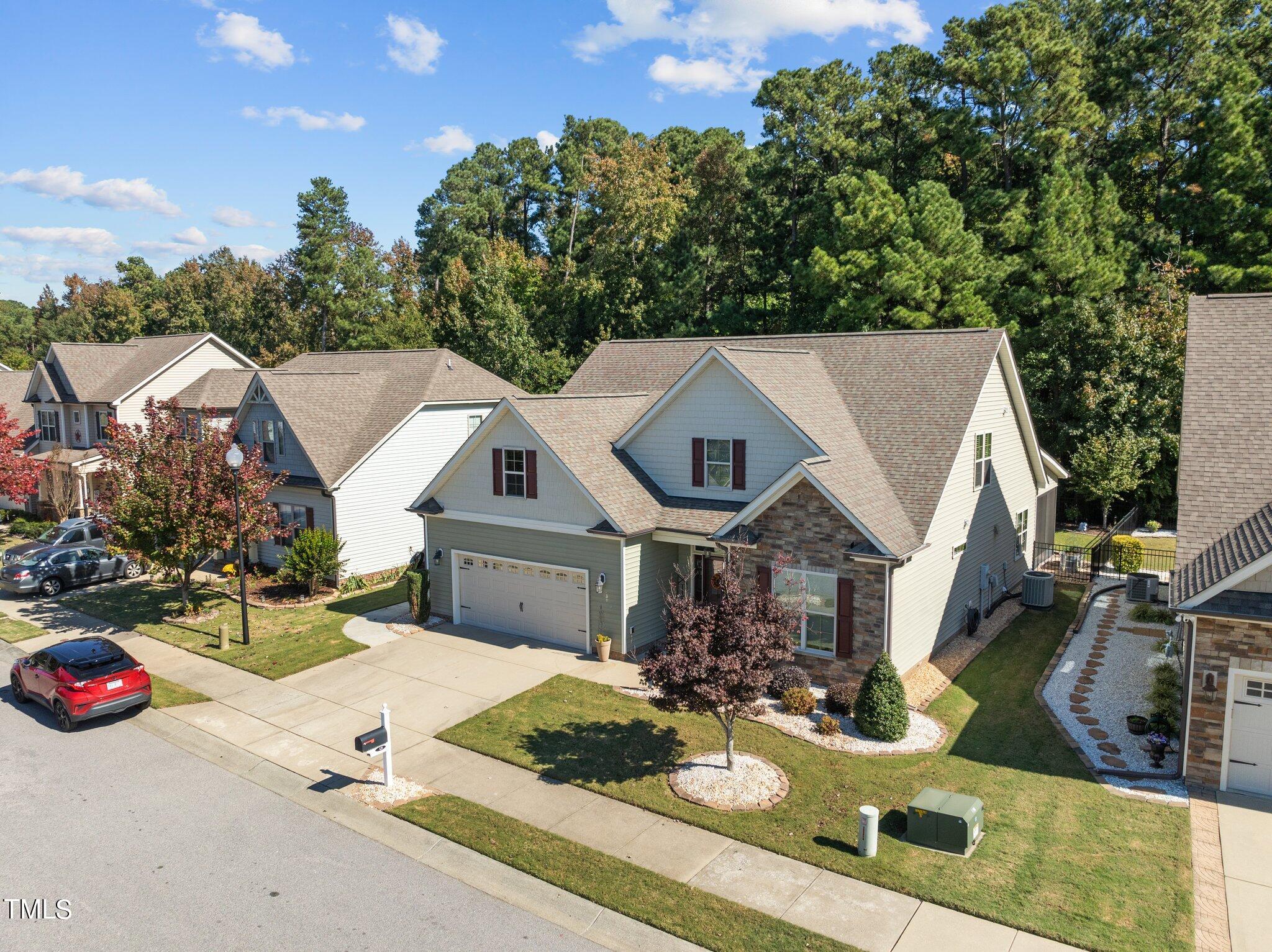 121 Meadowrue Lane