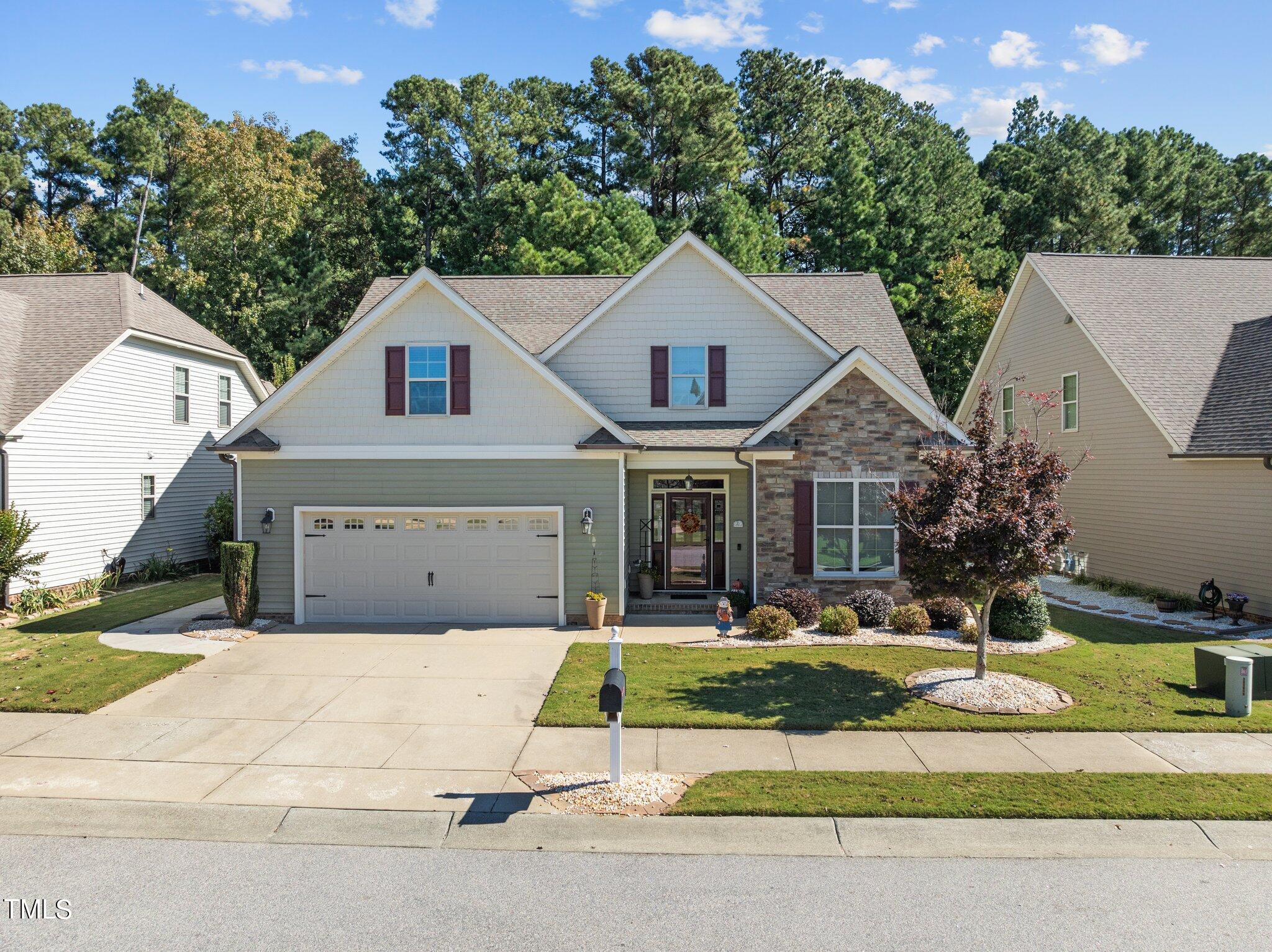 121 Meadowrue Lane