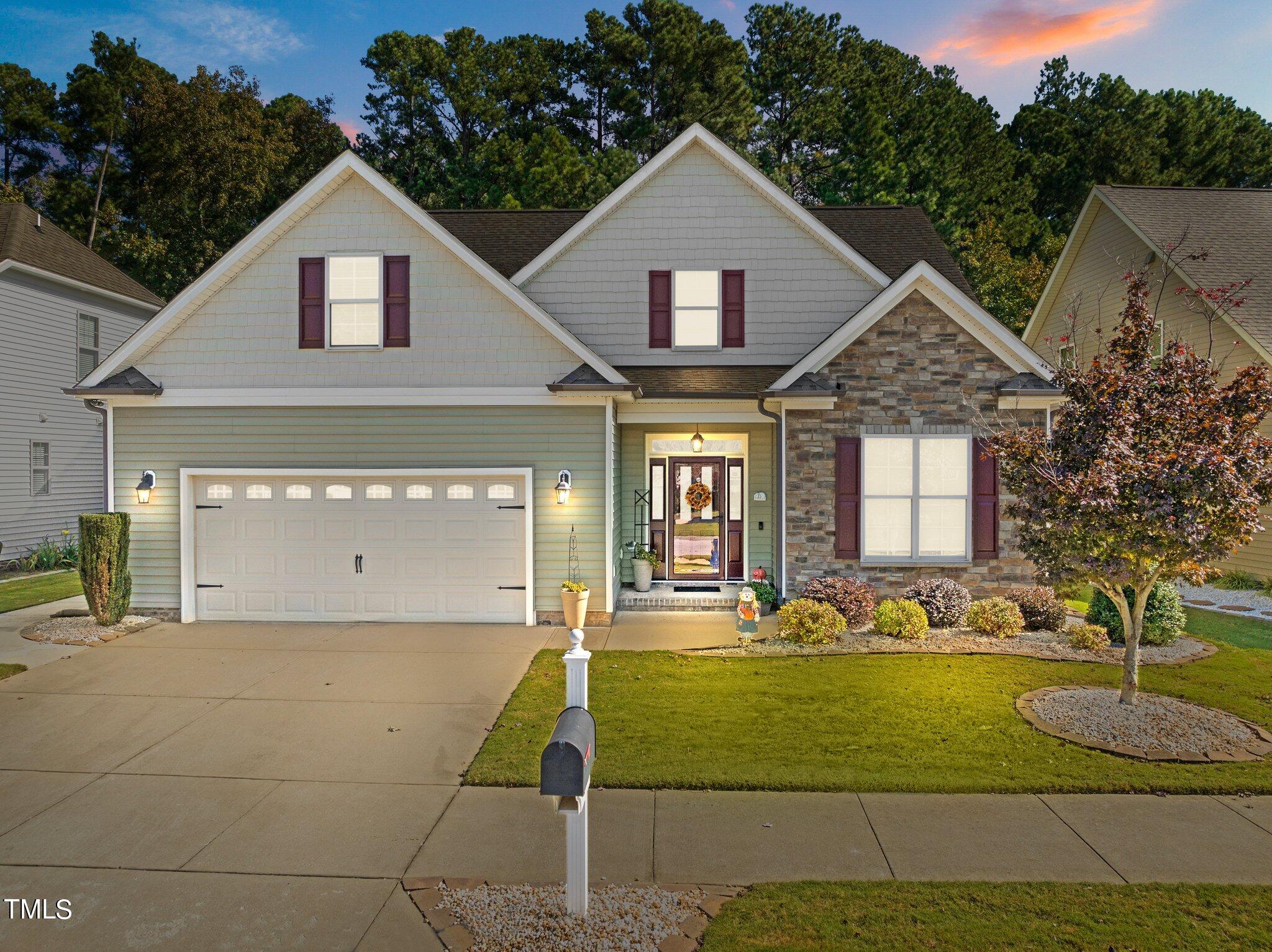 121 Meadowrue Lane